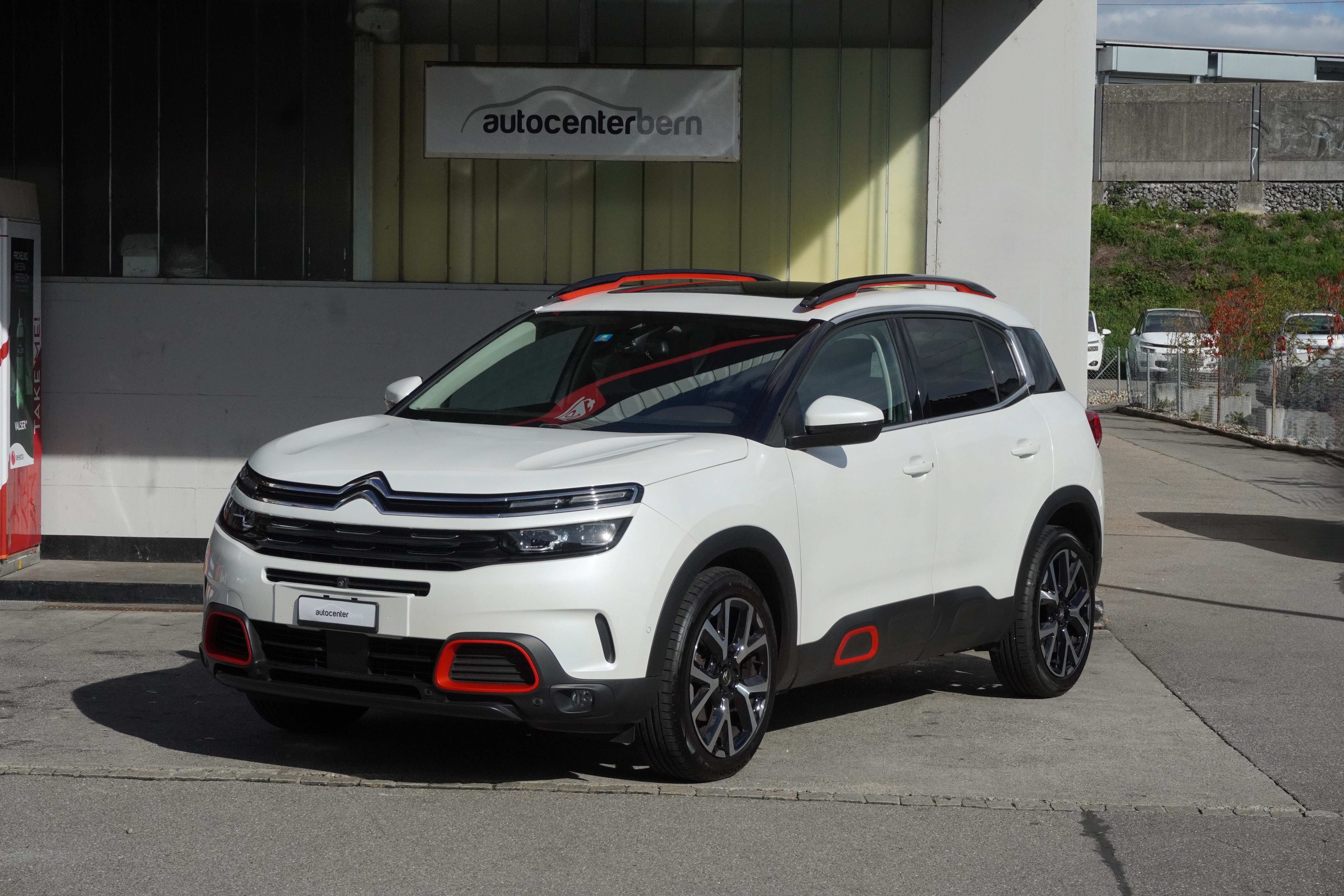 Car photo