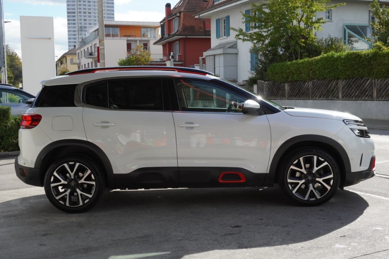 CITROEN C5 Aircross 1.6i PureTech Shine EAT8-image-4