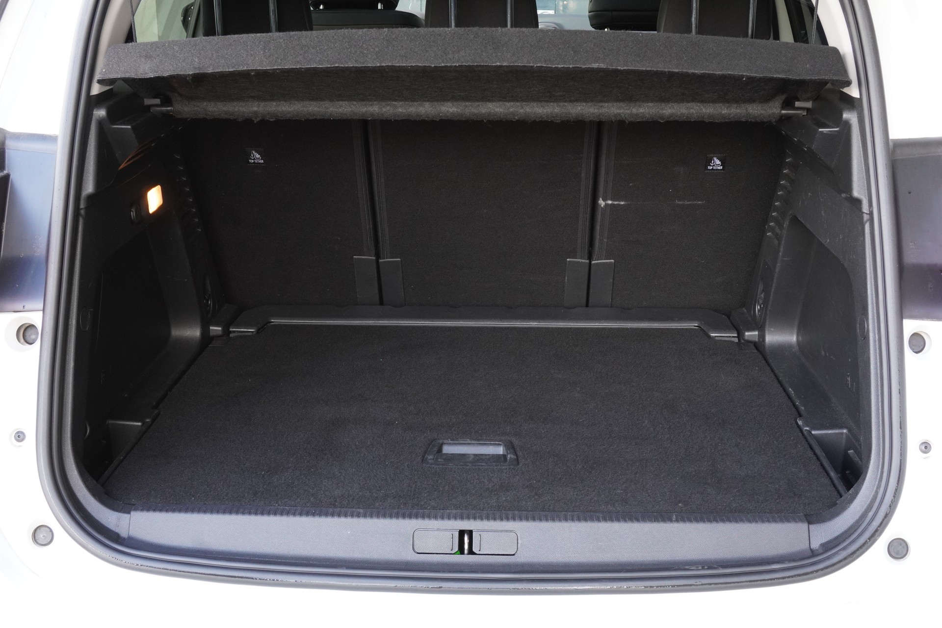 CITROEN C5 Aircross 1.6i PureTech Shine EAT8-image-15