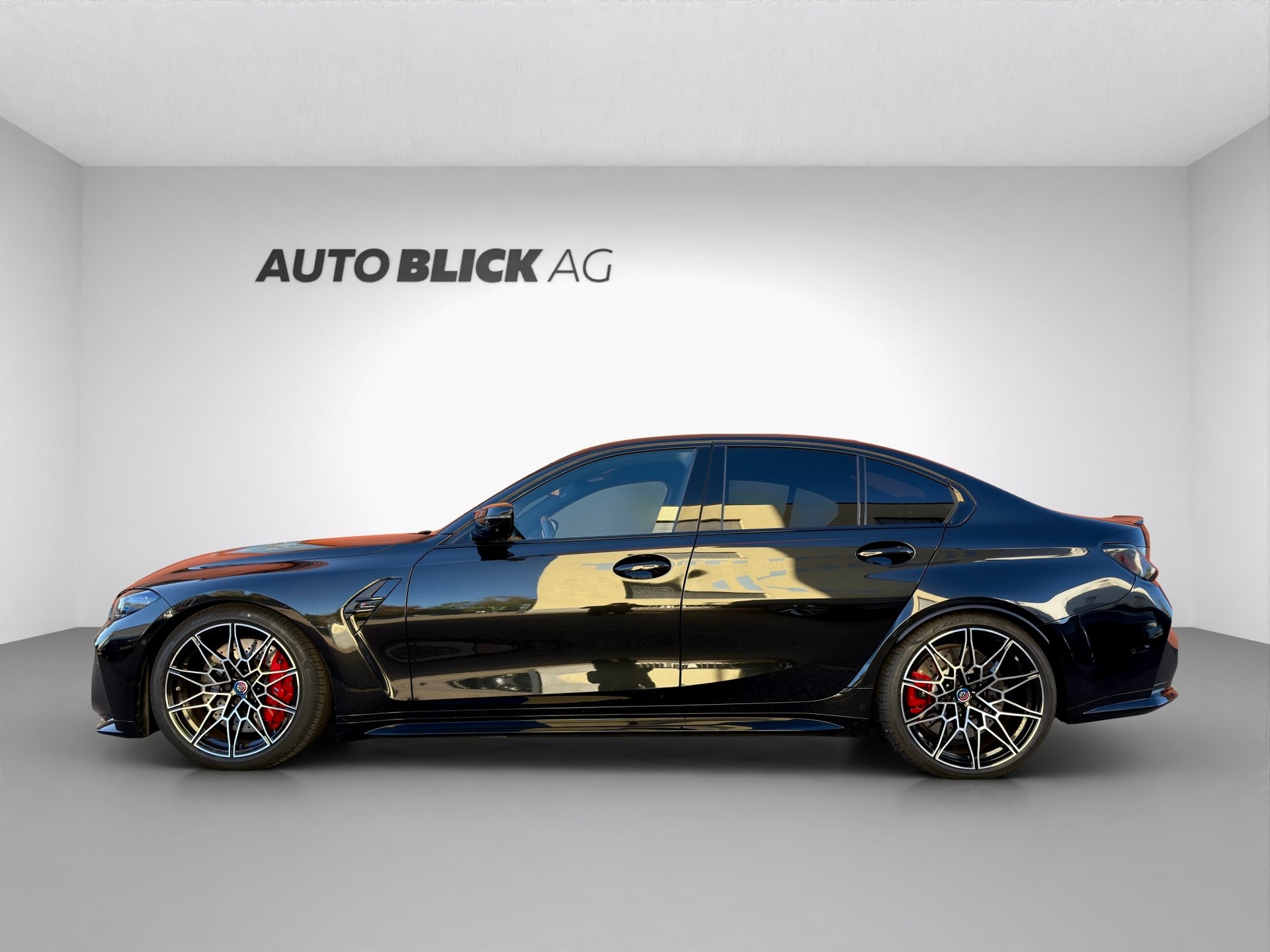 BMW M3 Competition M xDrive-image-4