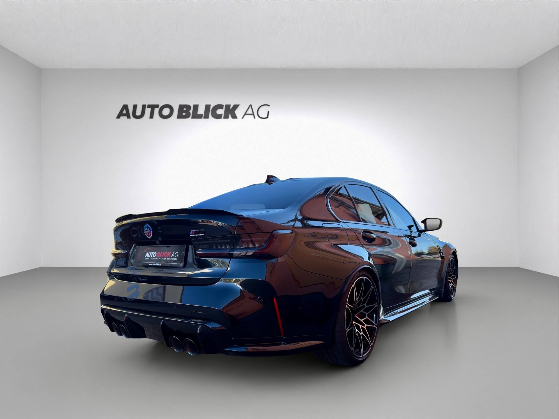 BMW M3 Competition M xDrive-image-5