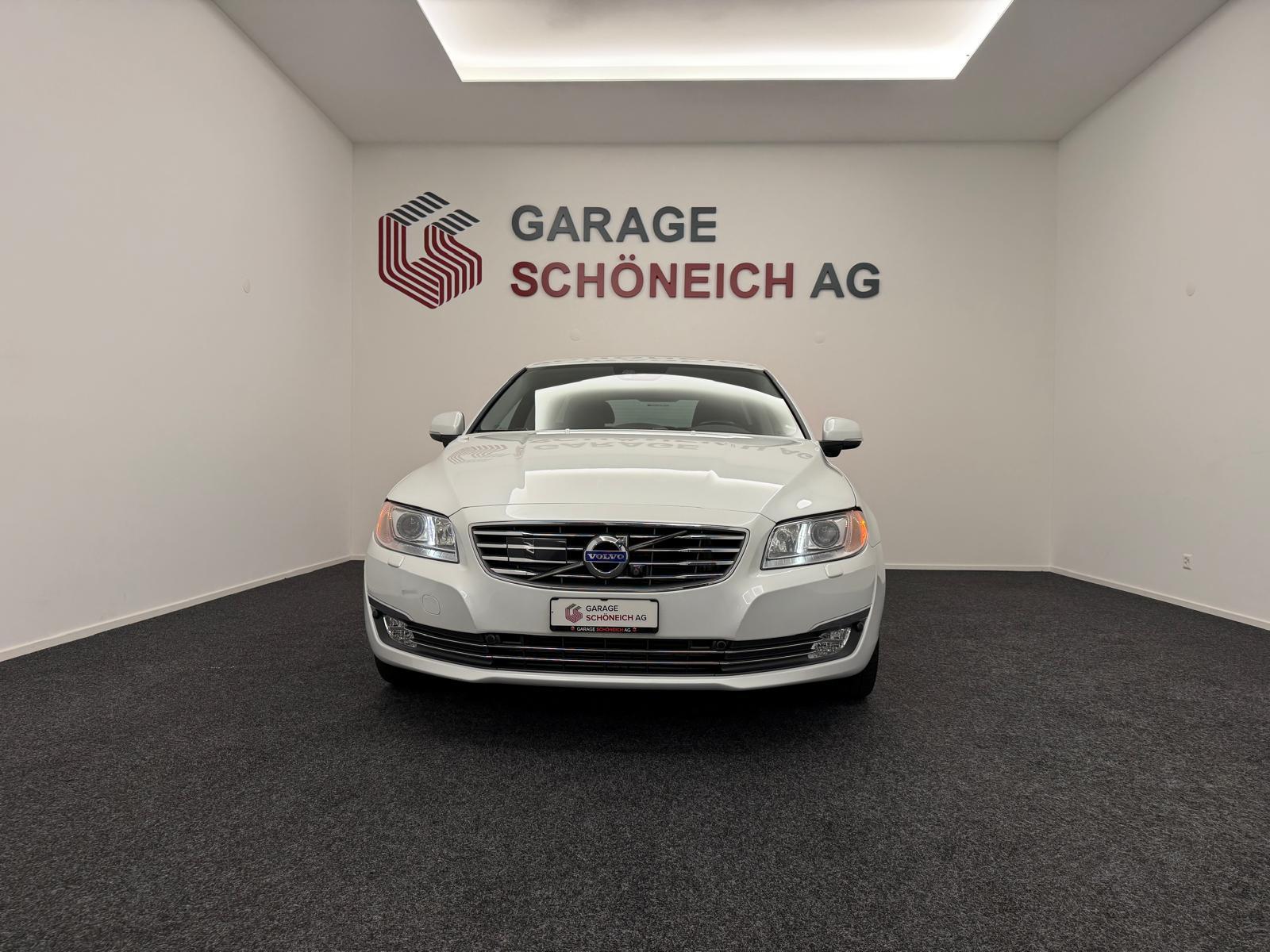 VOLVO V70 2.4 D5 Summum AWD-image-1