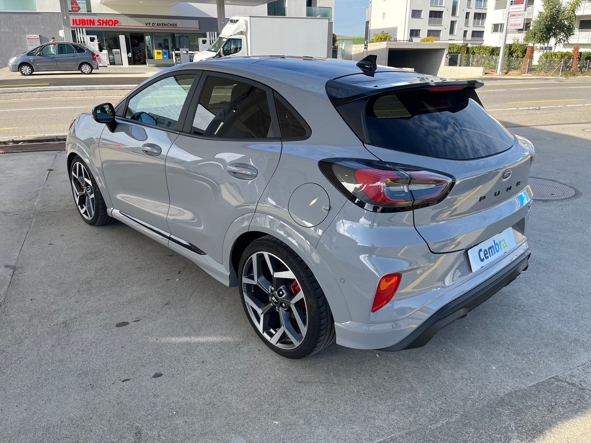 FORD Puma 1.5 SCTi STX avec Pack Performance Sport! De 1ère main, état de neuf!-image-3