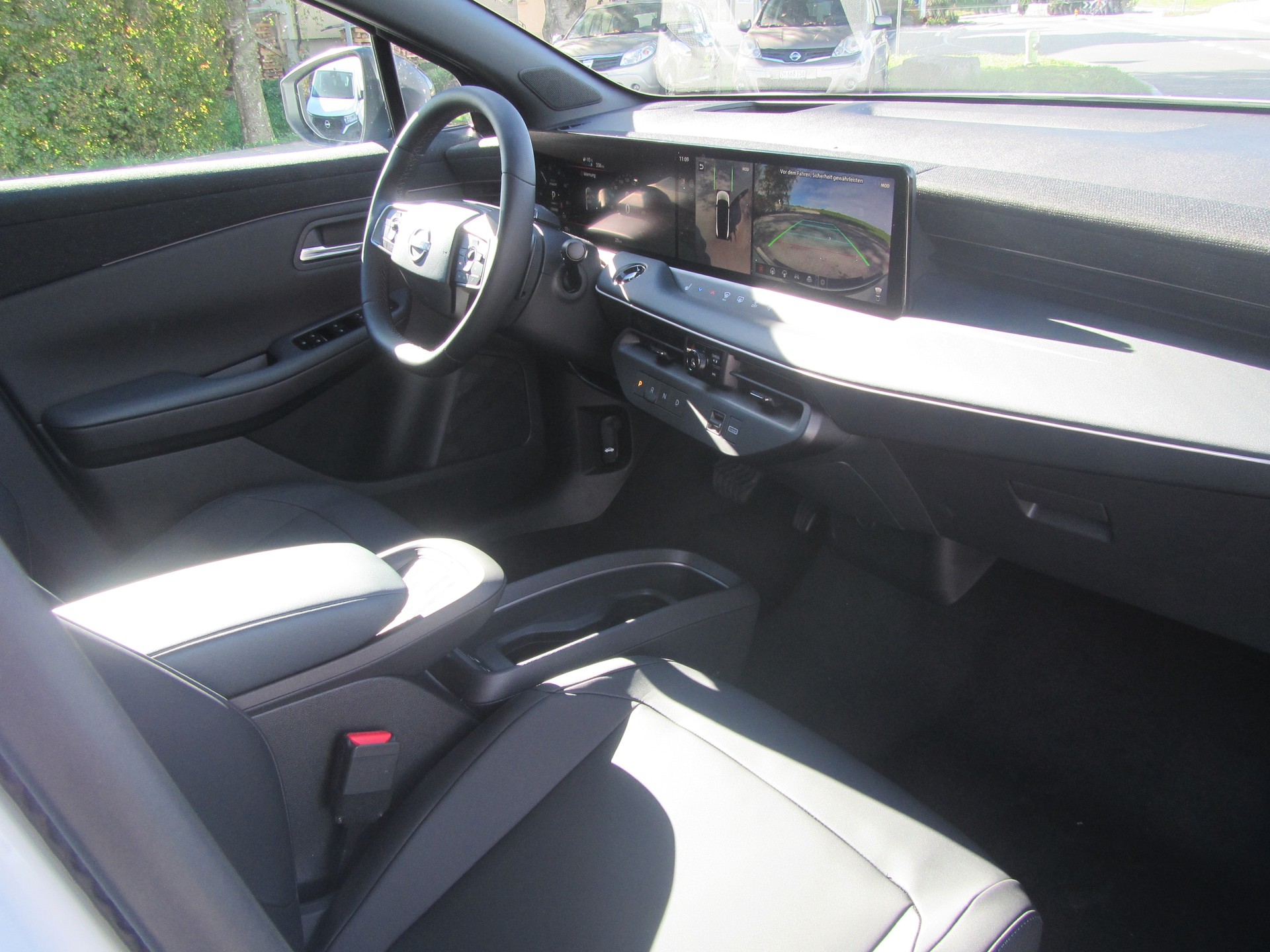NISSAN Leaf 52 kWh Advance-image-5