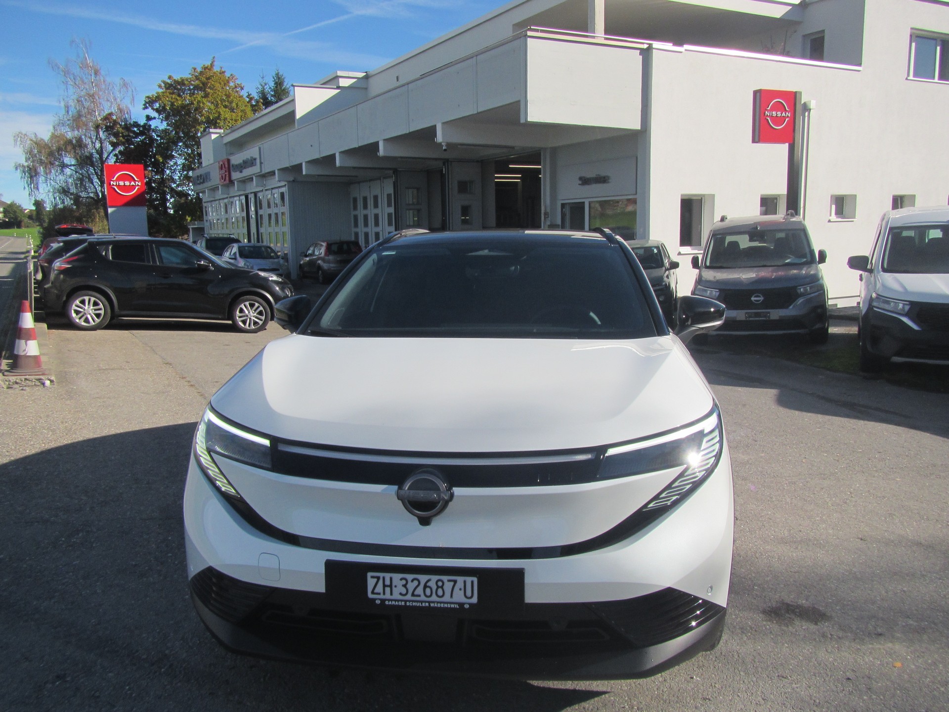 NISSAN Leaf 52 kWh Advance-image-0