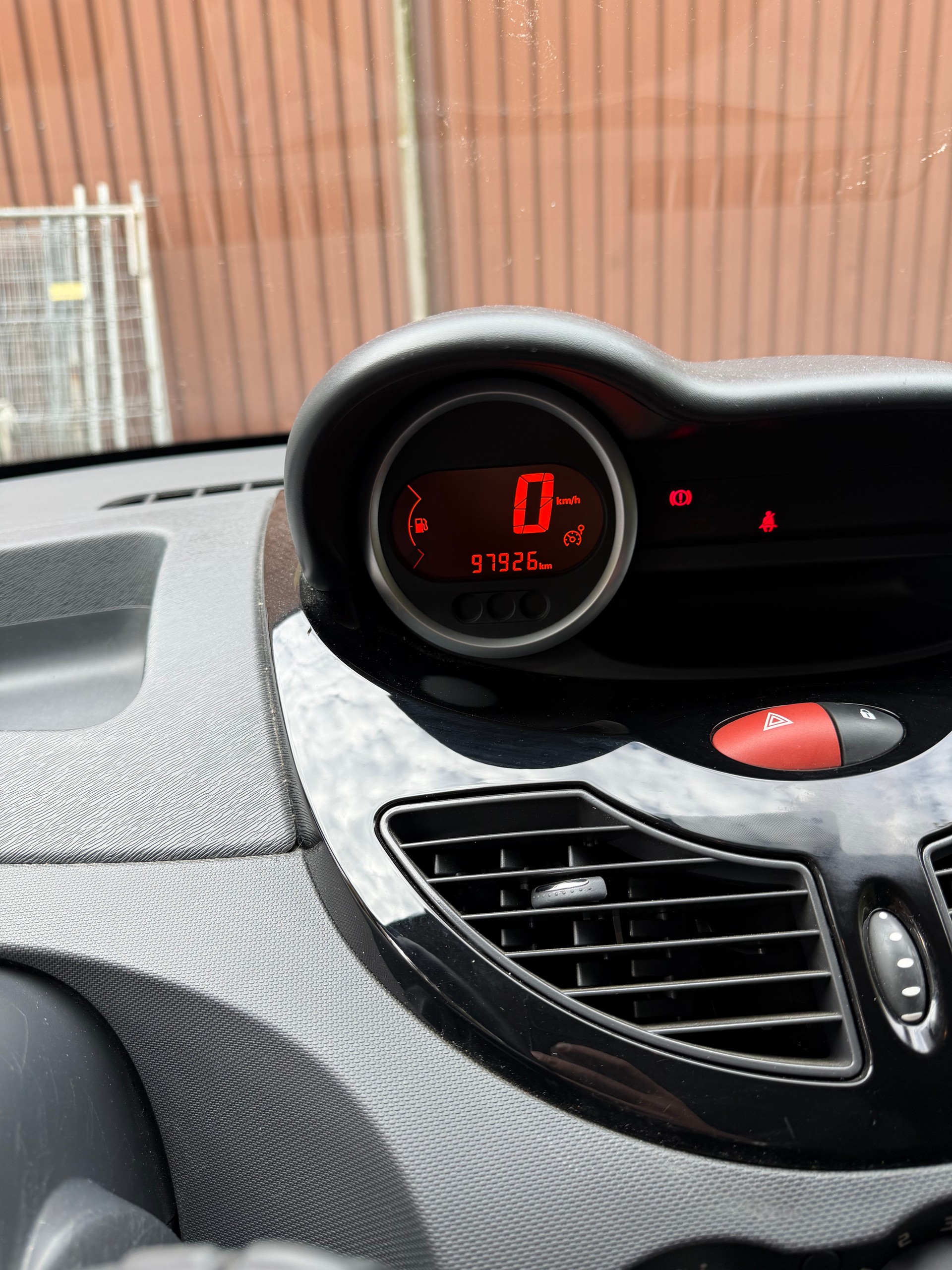 RENAULT Twingo 1.2 16V Night & Day-image-7