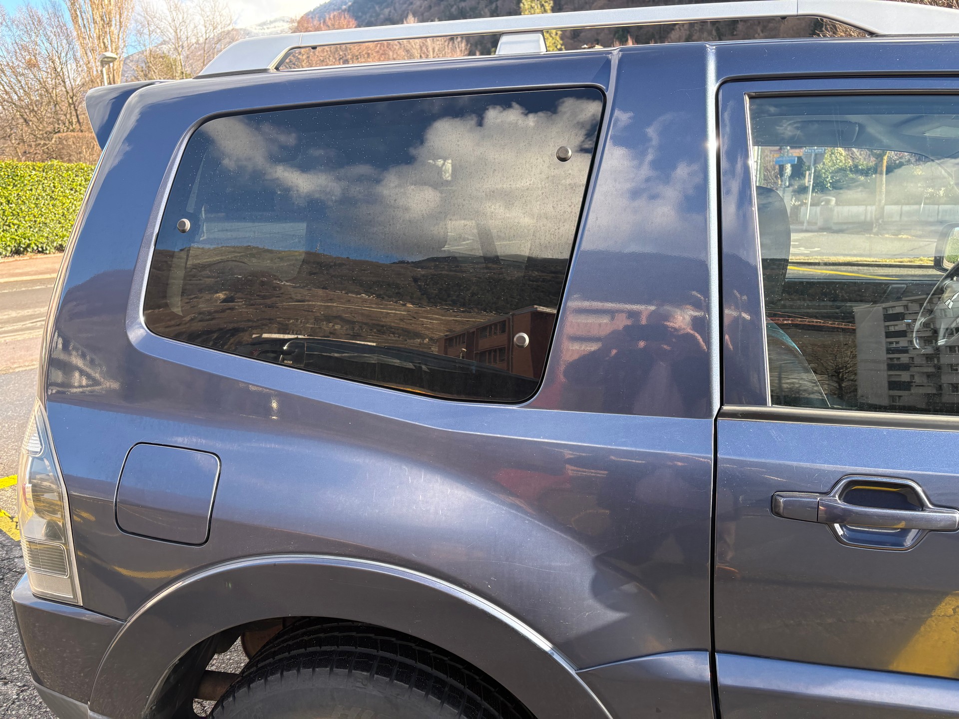 MITSUBISHI Pajero 3.2 DI-D Intense Automatic-image-5
