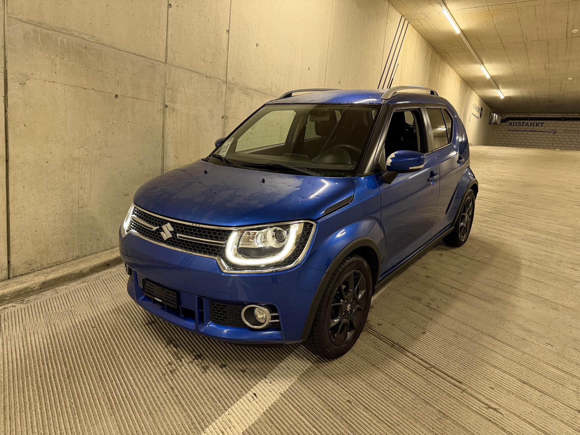 SUZUKI 1.2 Compact Top 4x4-image-0