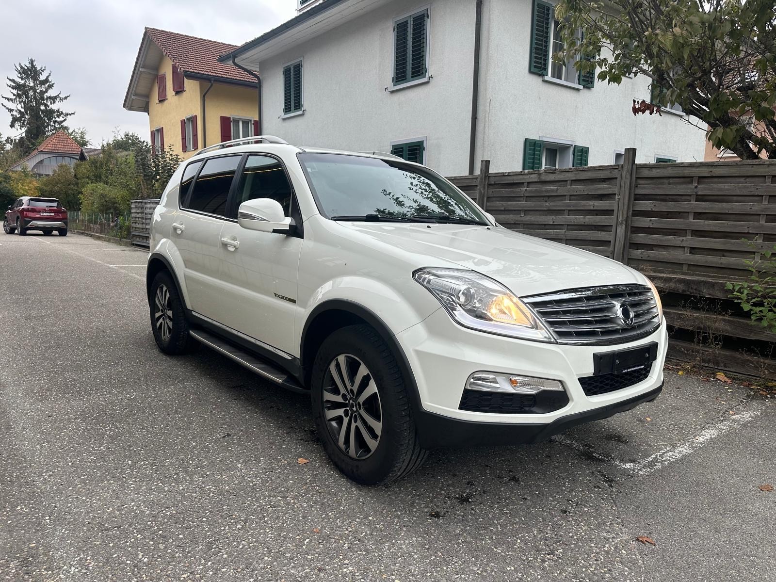 KGM-SsangYong Rexton RX200 e-XDi Sapphire 4WD Automatic