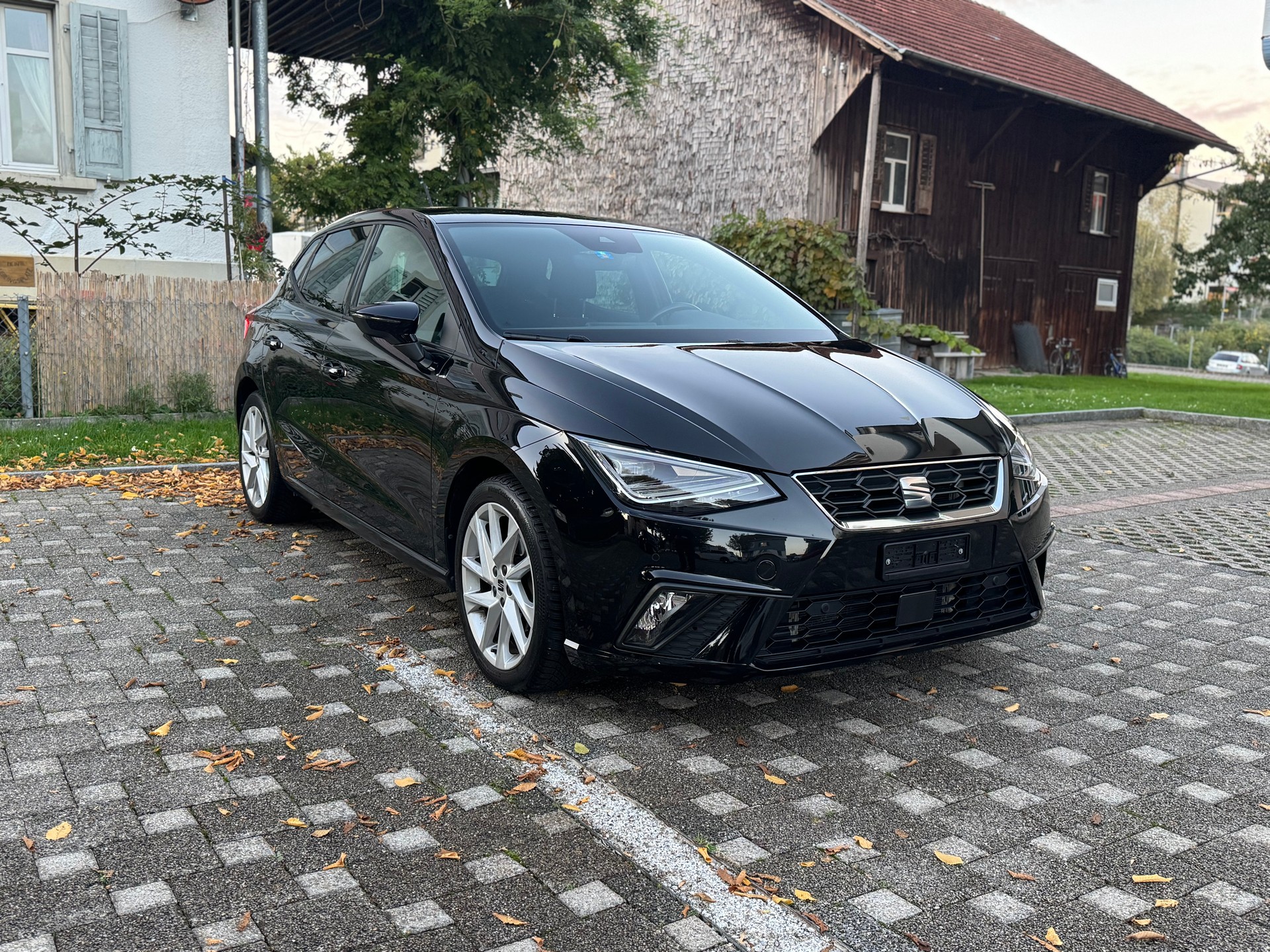 SEAT Ibiza 1.0 EcoTSI FR DSG-image-2