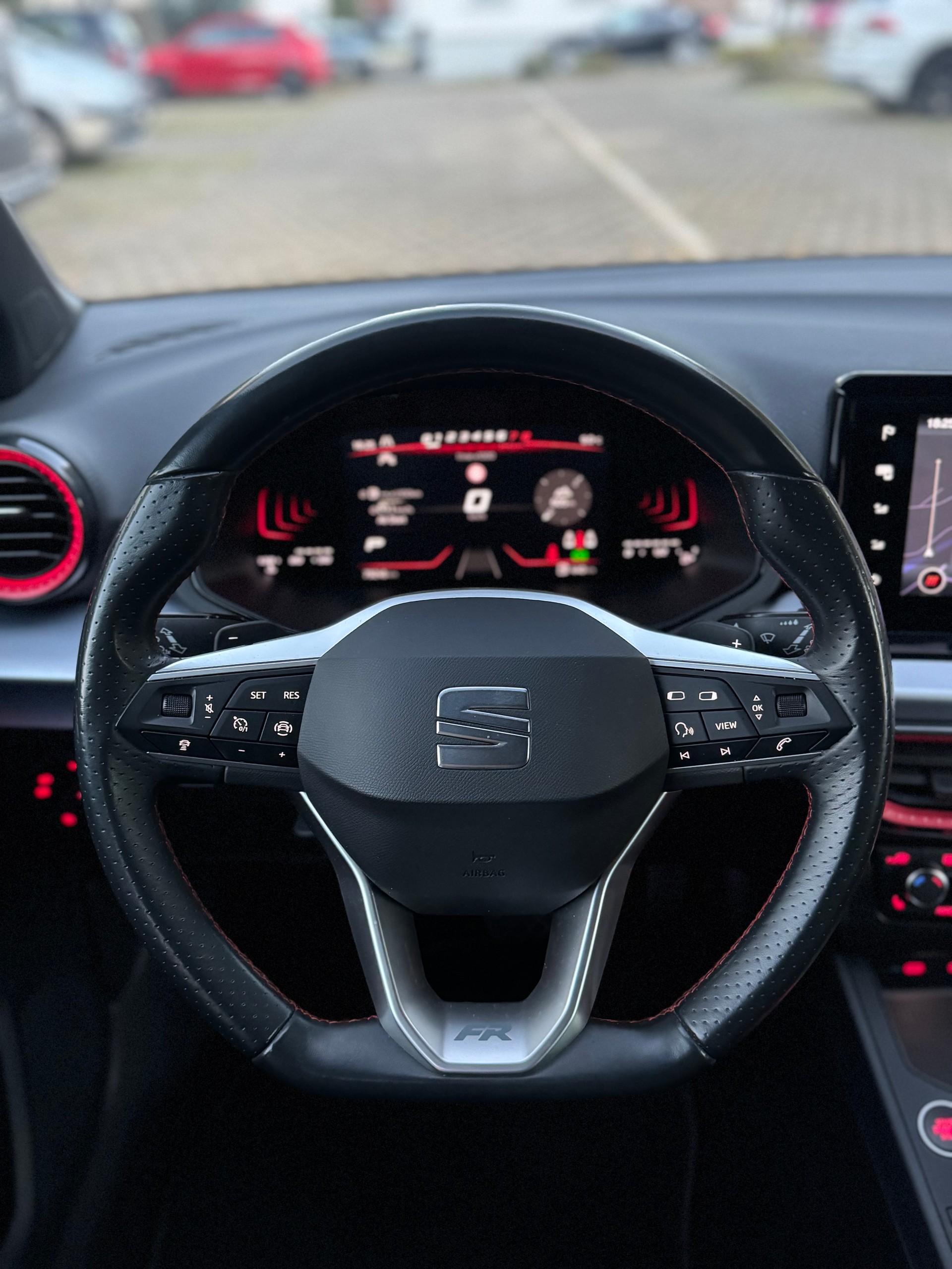 SEAT Ibiza 1.0 EcoTSI FR DSG-image-9