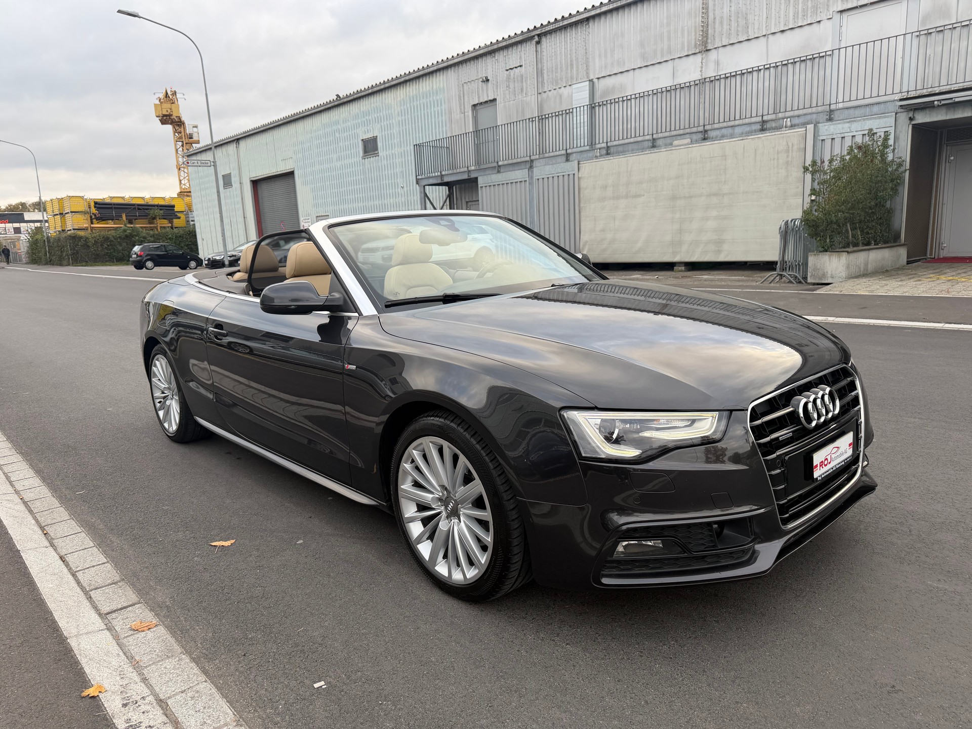 AUDI A5 Cabriolet 2.0 TFSI quattro S-tronic-image-19