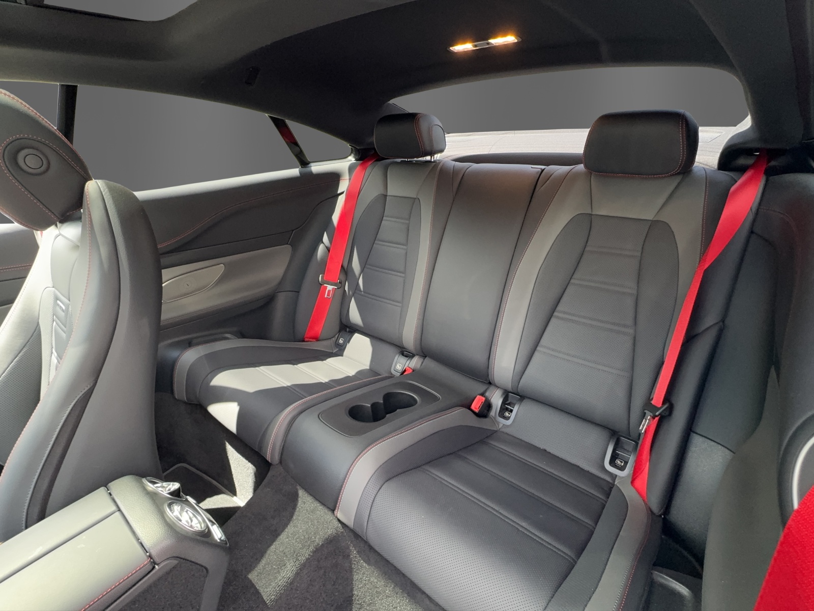 MERCEDES-BENZ E 53 Coupé AMG 4Matic+-image-12