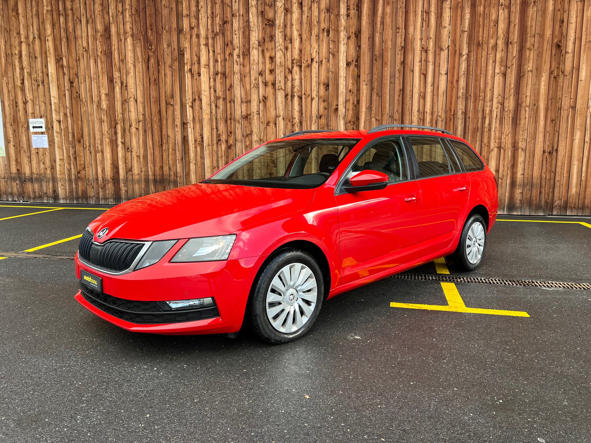 SKODA Octavia Combi 1.6 TDI Ambition DSG-image-1