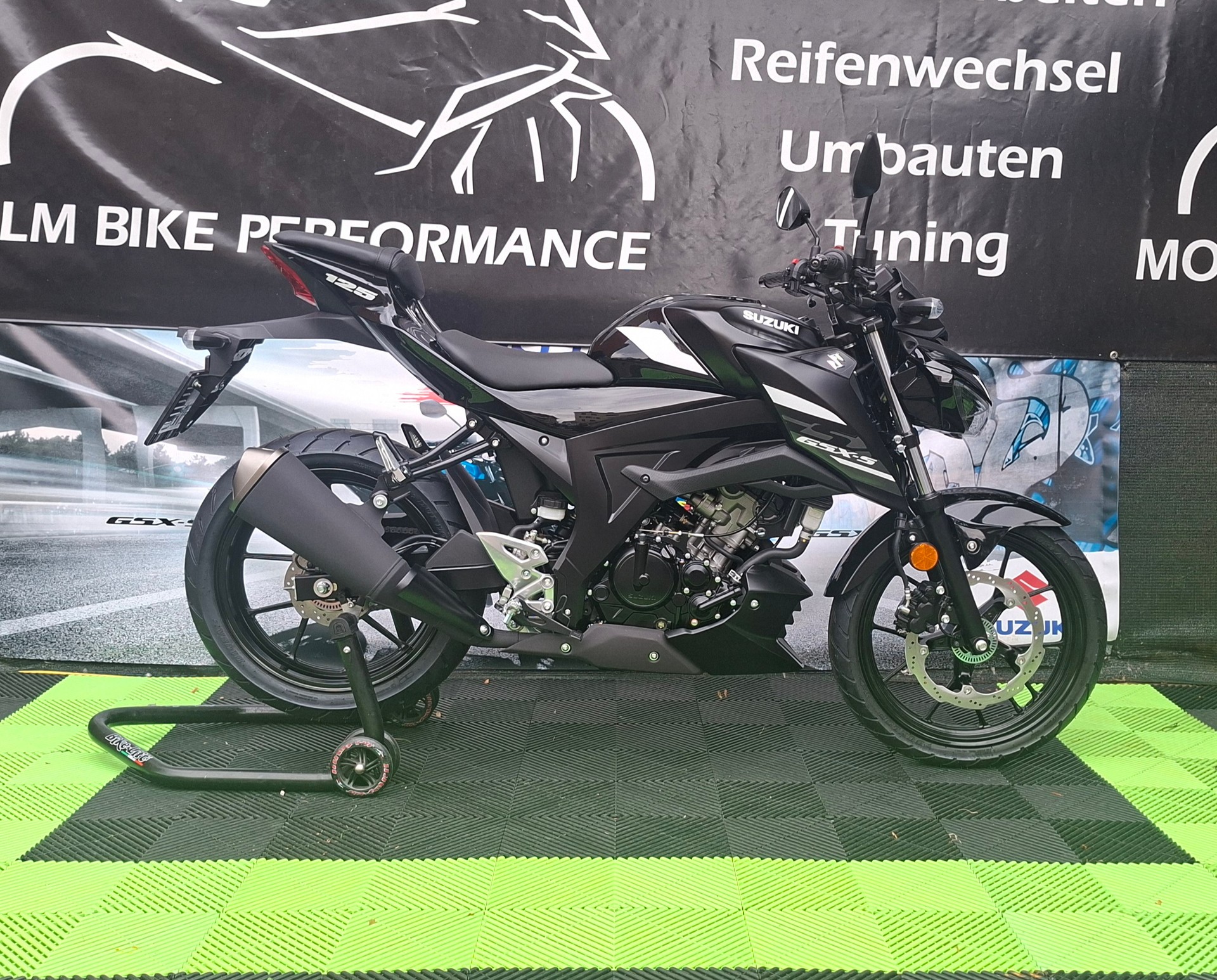 SUZUKI GSX-S 125