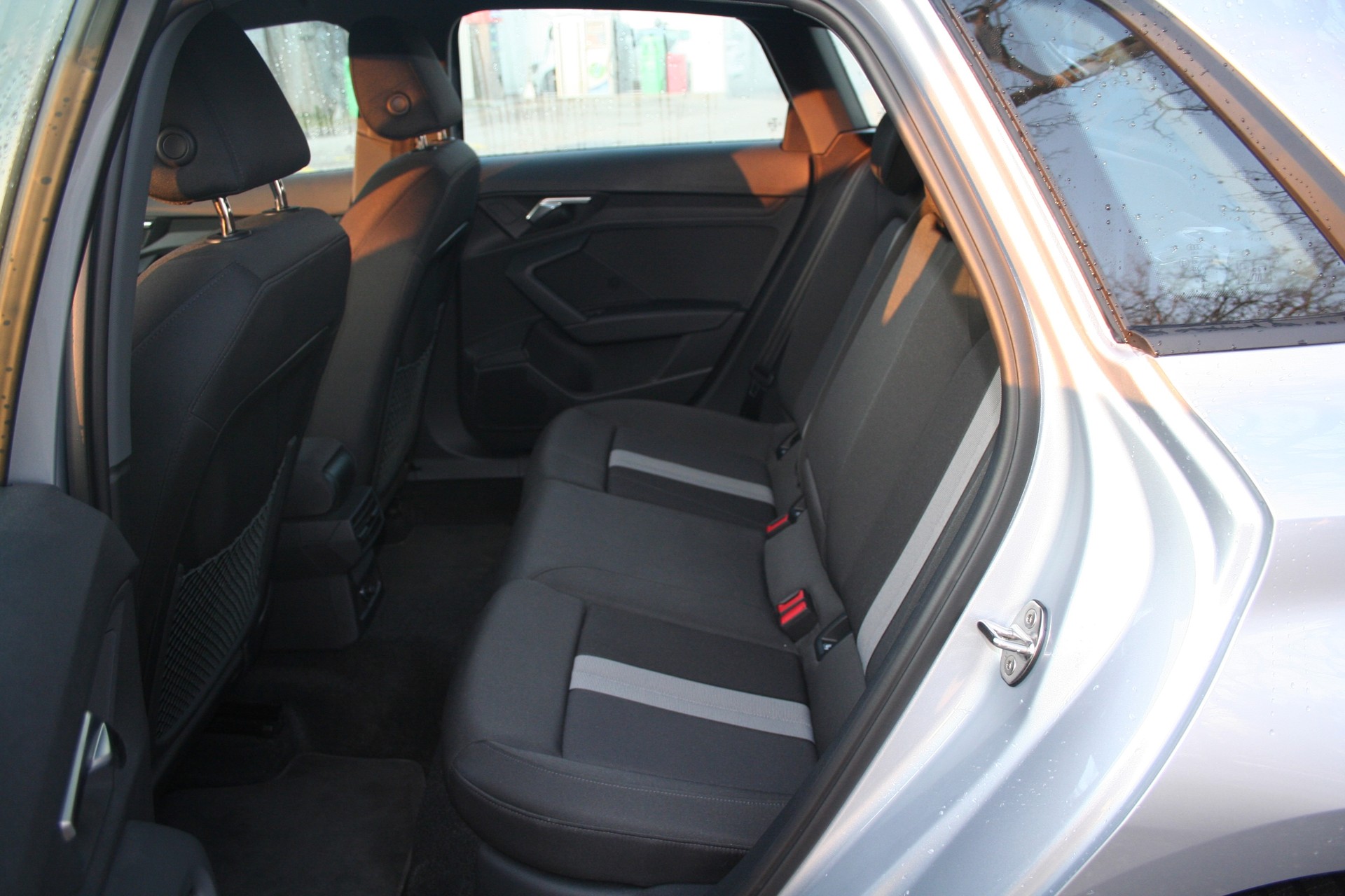 AUDI A3 Sportback 35 TFSI Attraction-image-14
