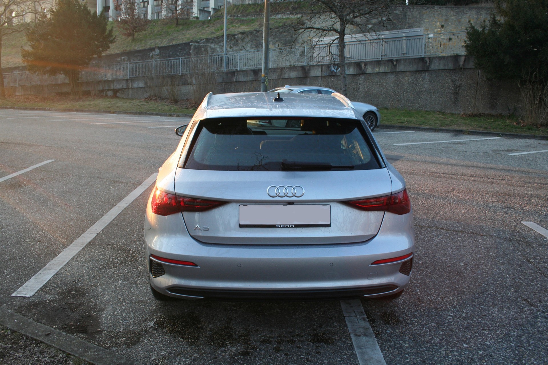 AUDI A3 Sportback 35 TFSI Attraction-image-12