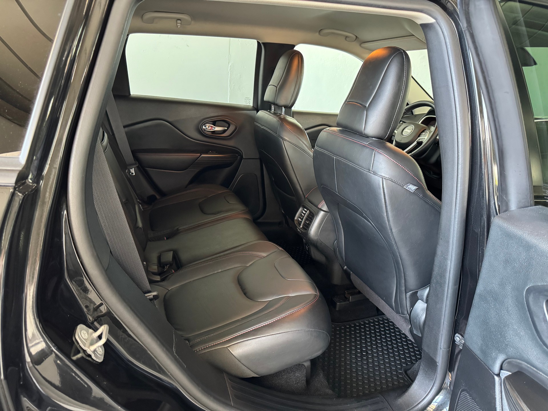 JEEP Cherokee 3.2 Trailhawk AWD 9ATX-image-28