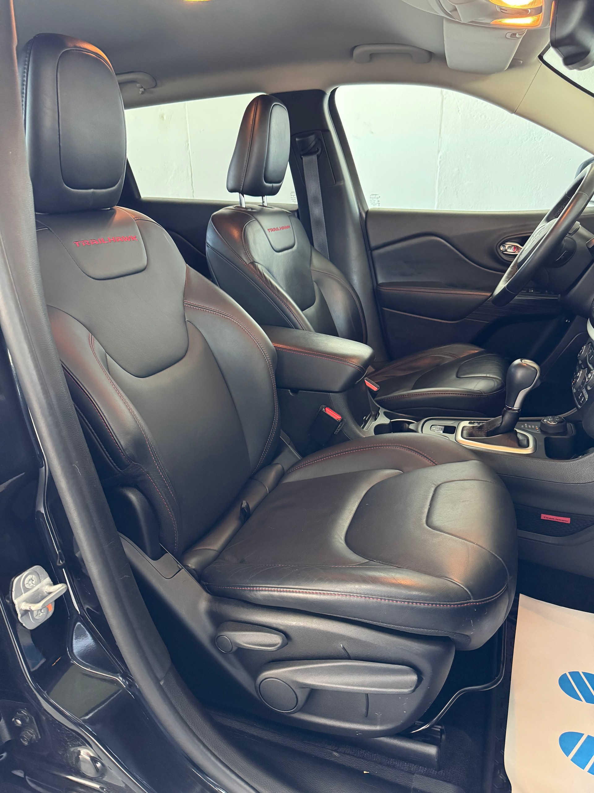 JEEP Cherokee 3.2 Trailhawk AWD 9ATX-image-26