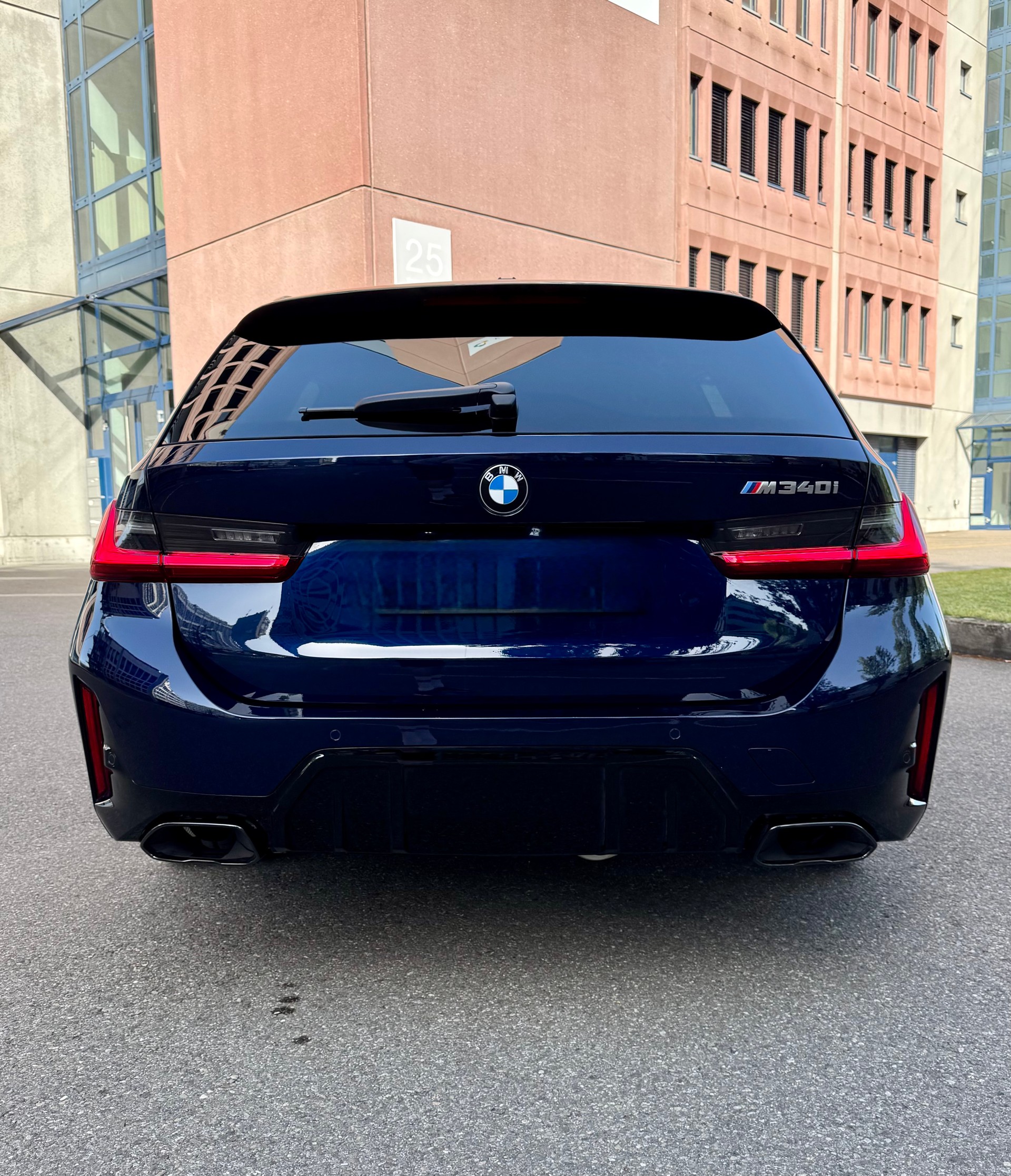 BMW M340i xDrive 48V Touring Steptronic M Sport Pro-image-2