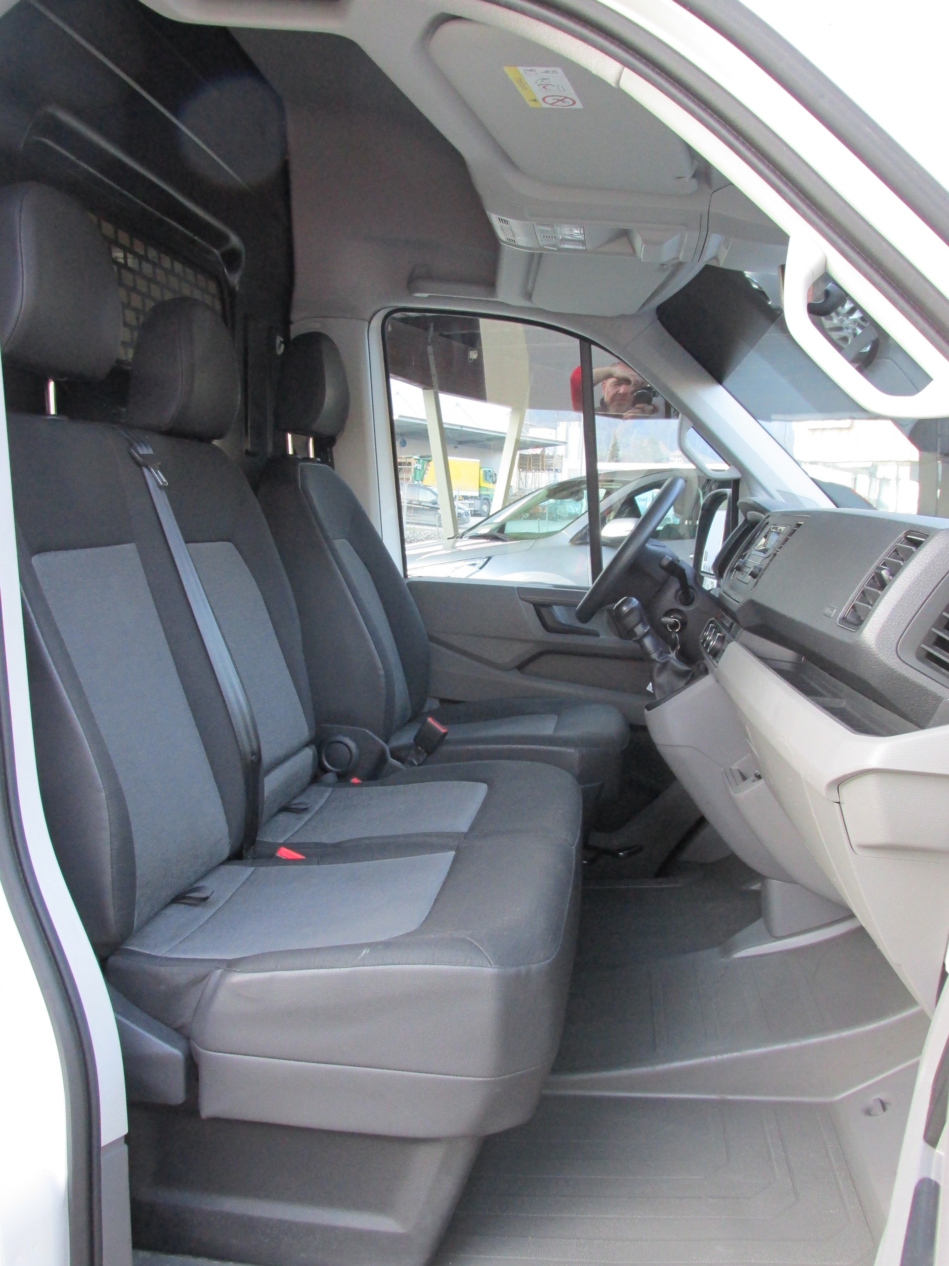 VW Crafter 35 2.0 TDI Entry L4-image-15