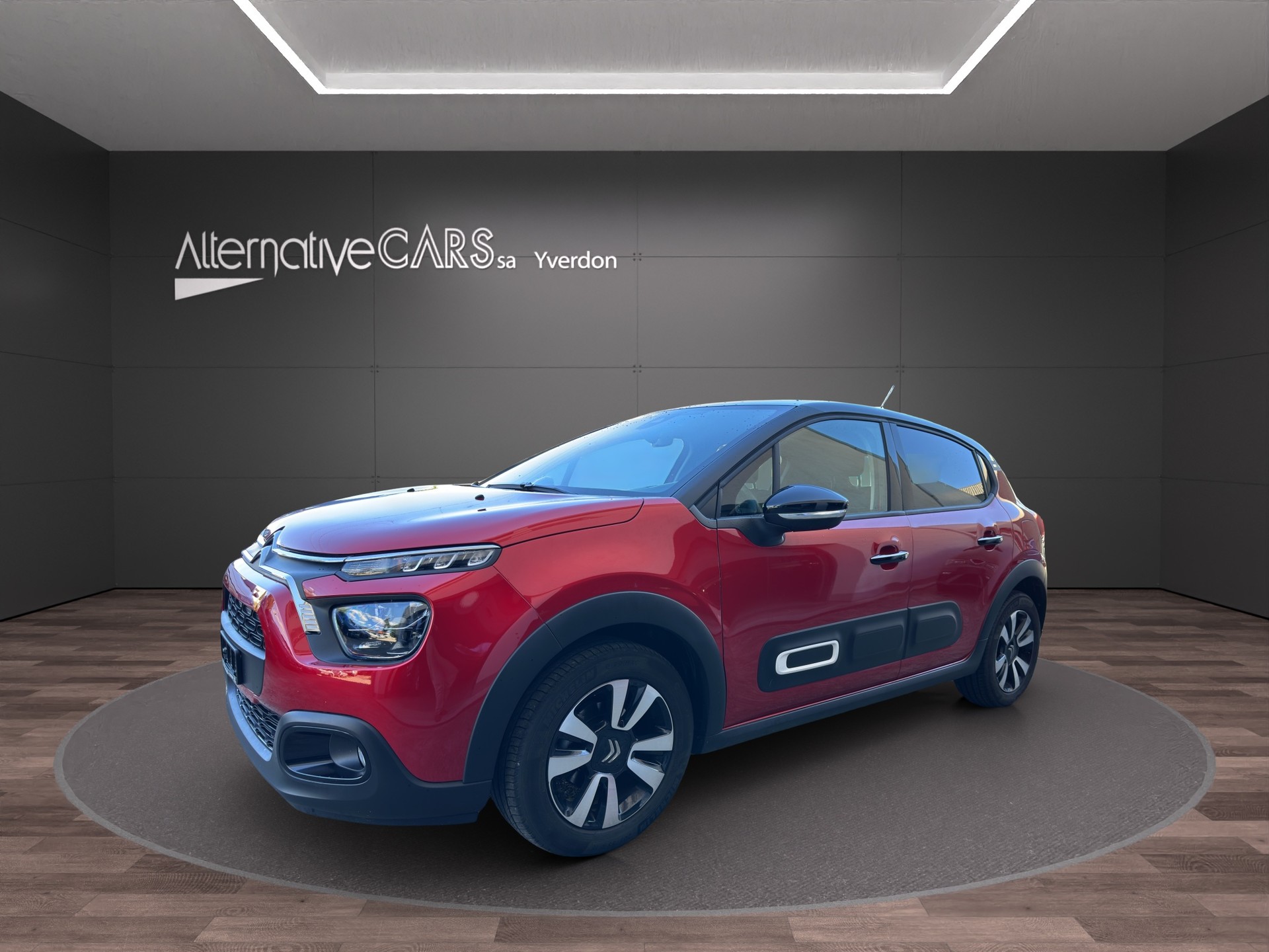 CITROEN C3 1.2i PureTech Shine-image-0