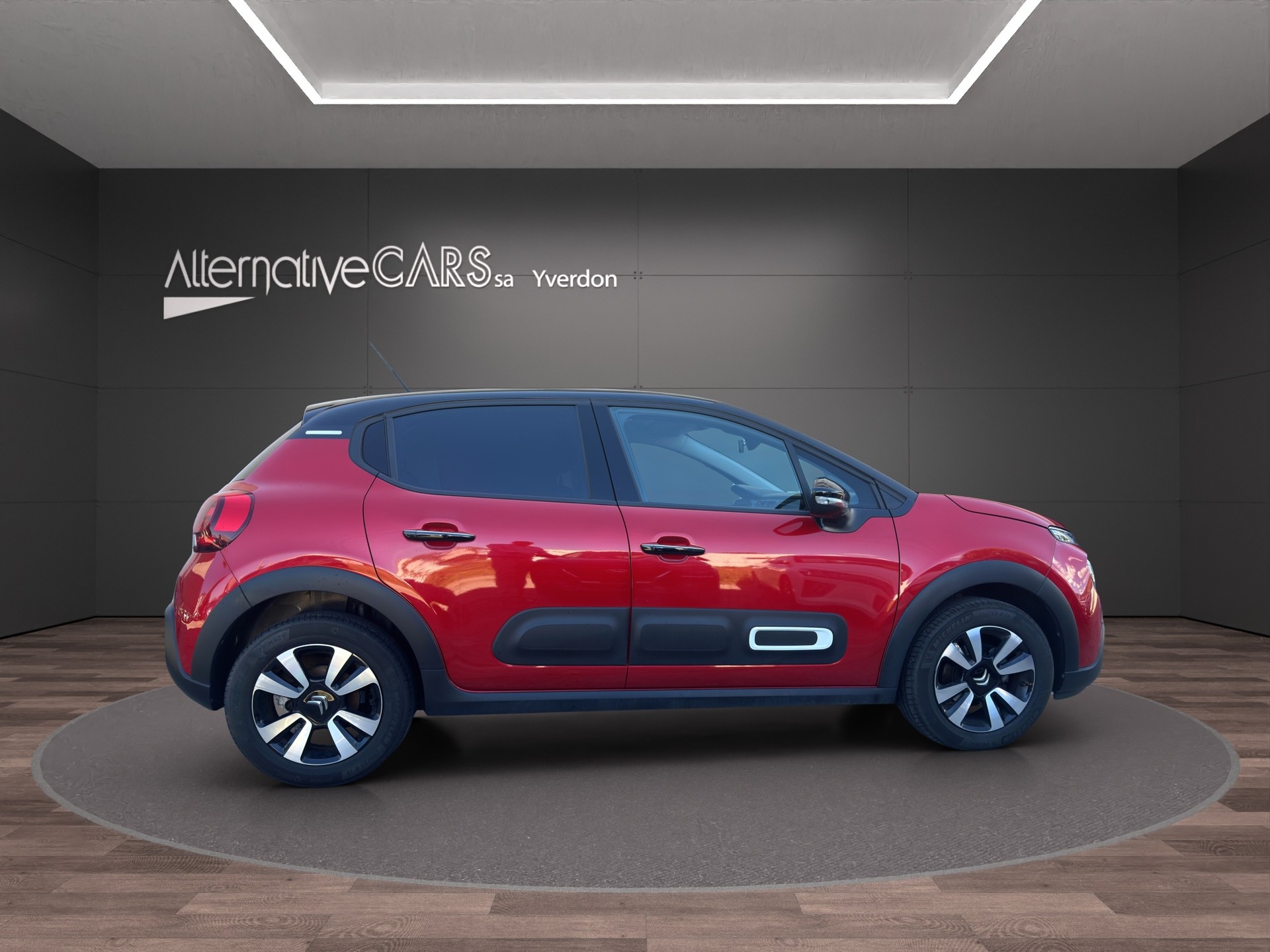 CITROEN C3 1.2i PureTech Shine-image-10