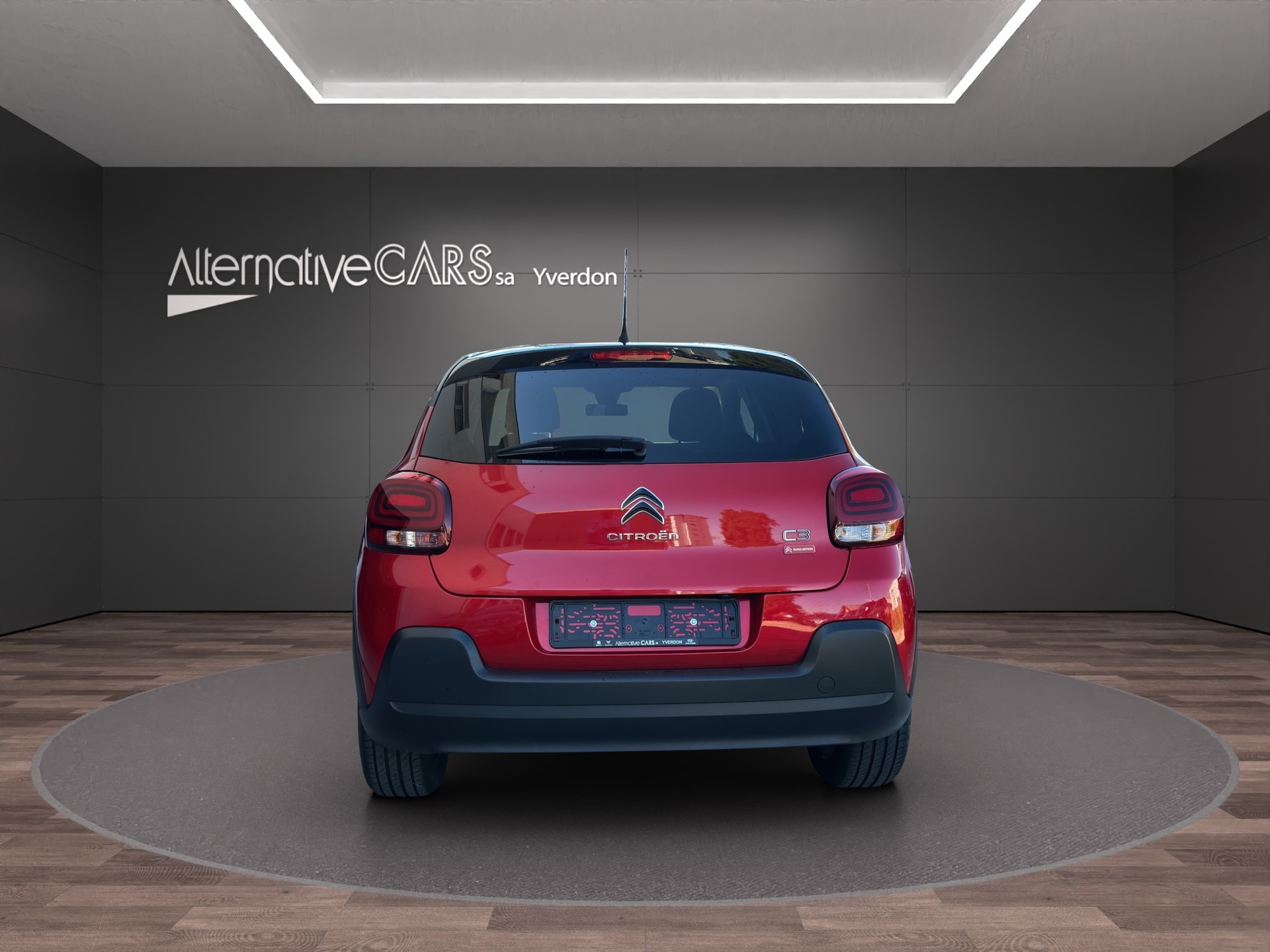 CITROEN C3 1.2i PureTech Shine-image-4
