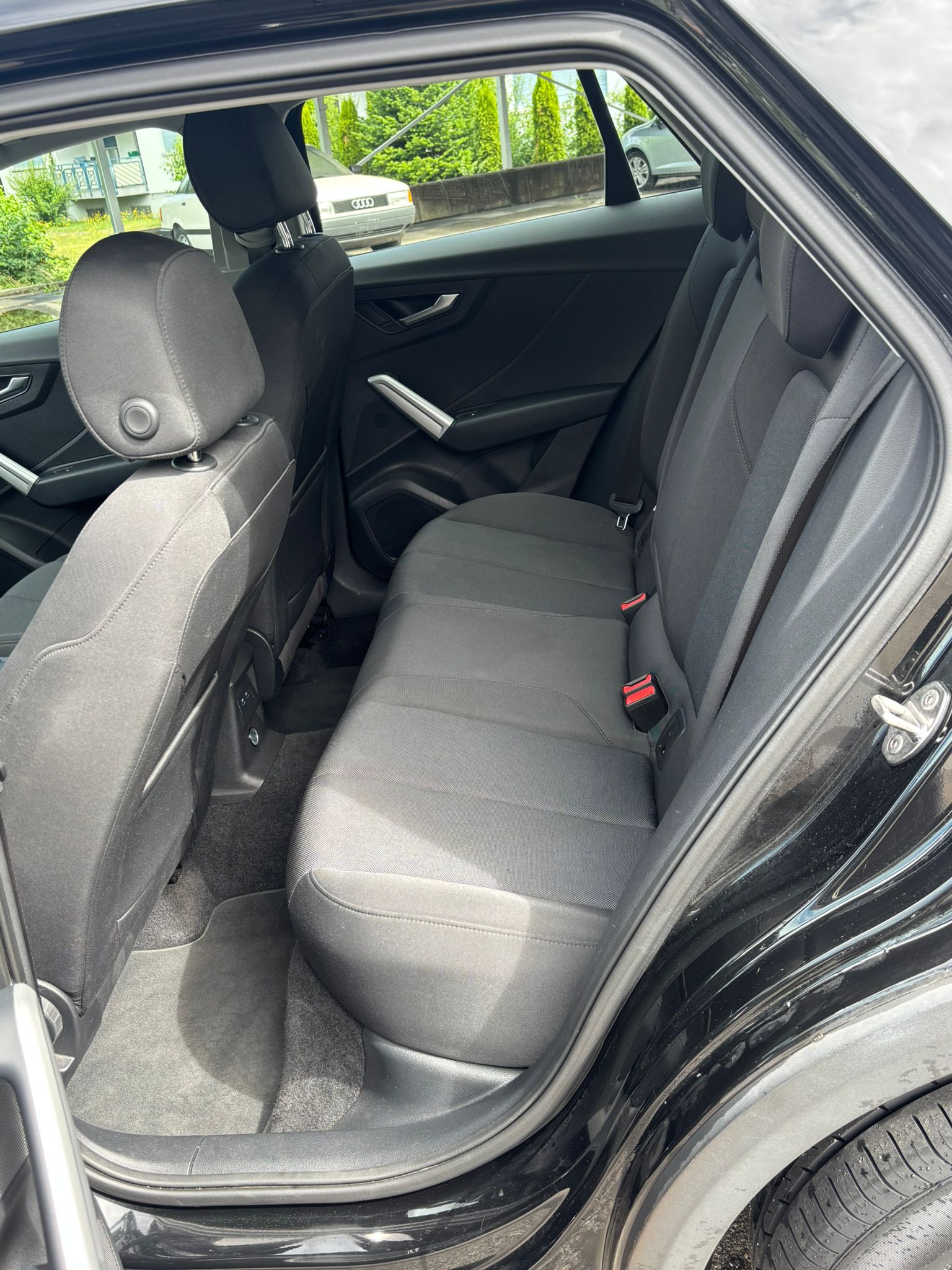 AUDI Q2 35 TFSI S-tronic-image-15