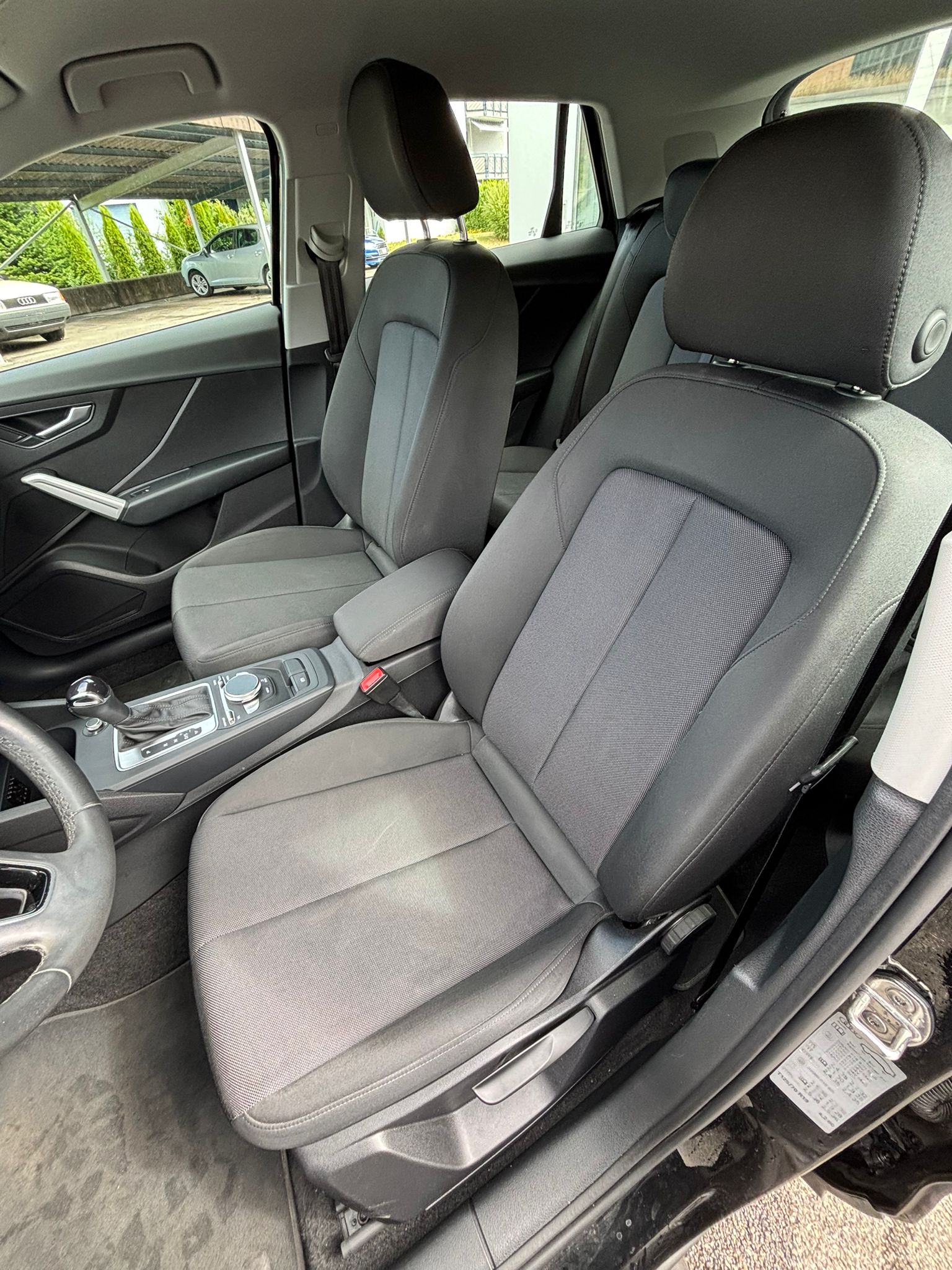 AUDI Q2 35 TFSI S-tronic-image-16