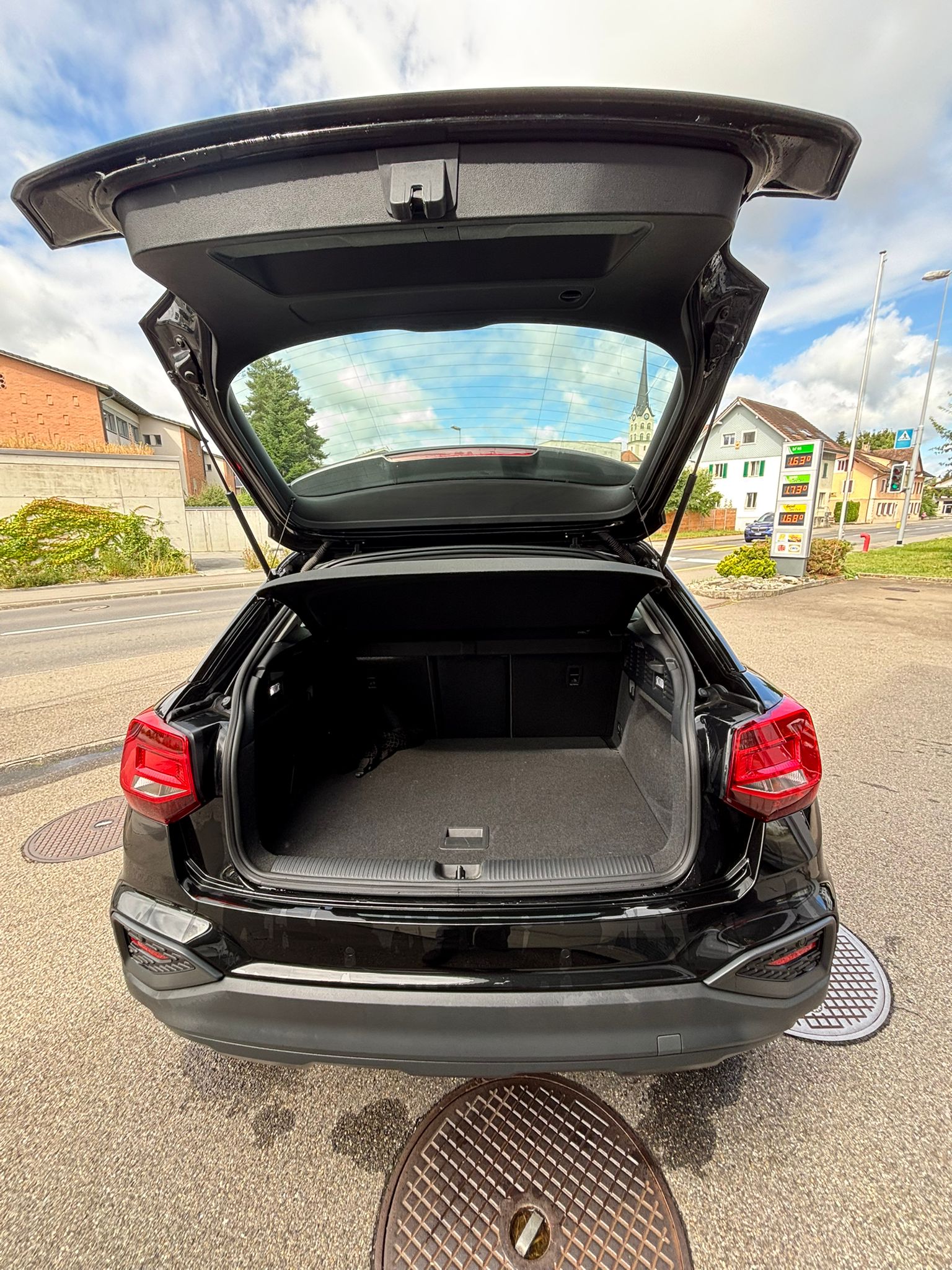 AUDI Q2 35 TFSI S-tronic-image-10