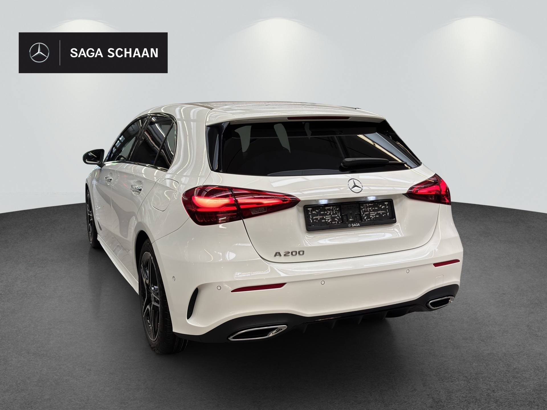 MERCEDES-BENZ A 200 Night Star 7G-DCT-image-4