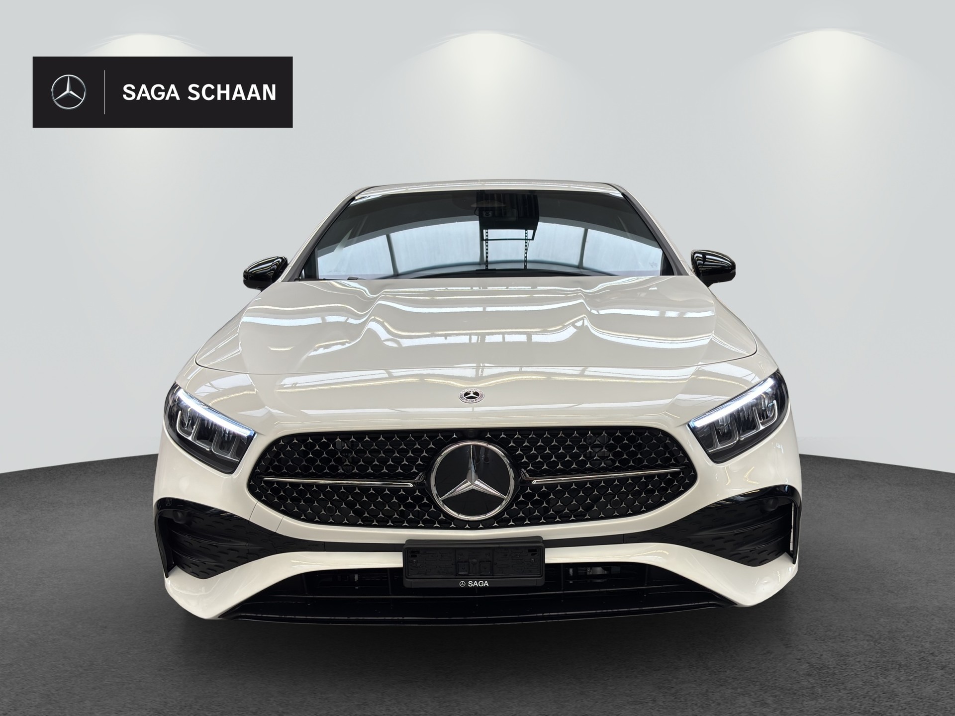 MERCEDES-BENZ A 200 Night Star 7G-DCT-image-1