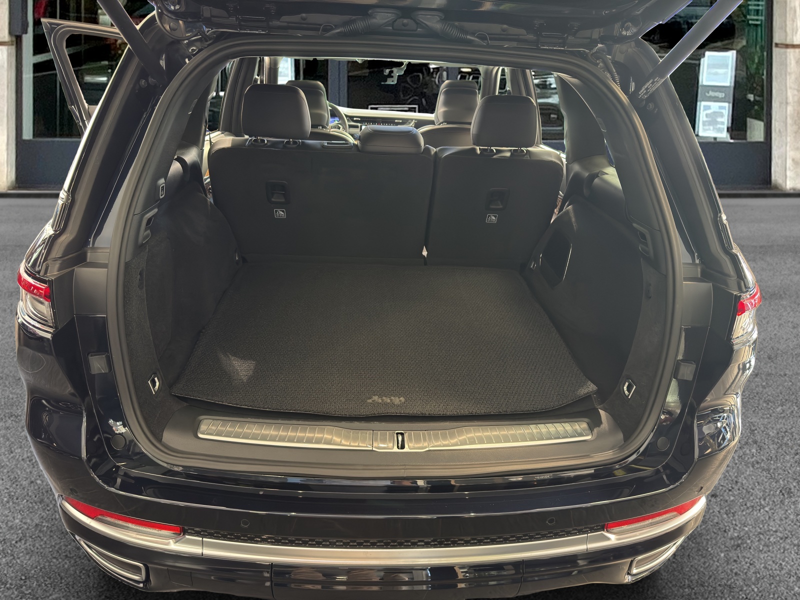 JEEP Grand Cherokee 2.0 Plug-in-Hybrid Summit Reserve 4xe-image-17