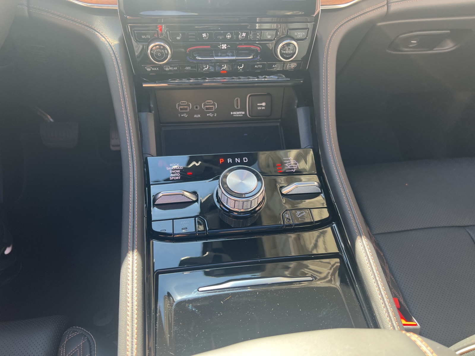 JEEP Grand Cherokee 2.0 Plug-in-Hybrid Summit Reserve 4xe-image-13