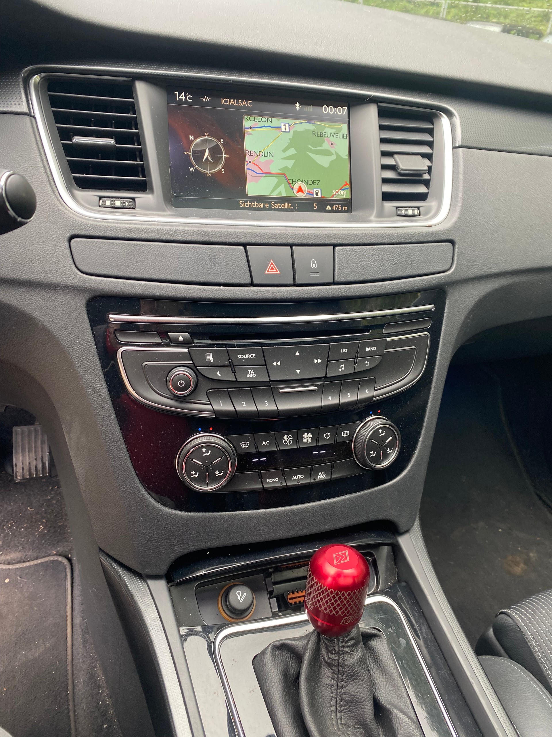 PEUGEOT 508 SW 1.6 16V T Allure Automatic-image-8