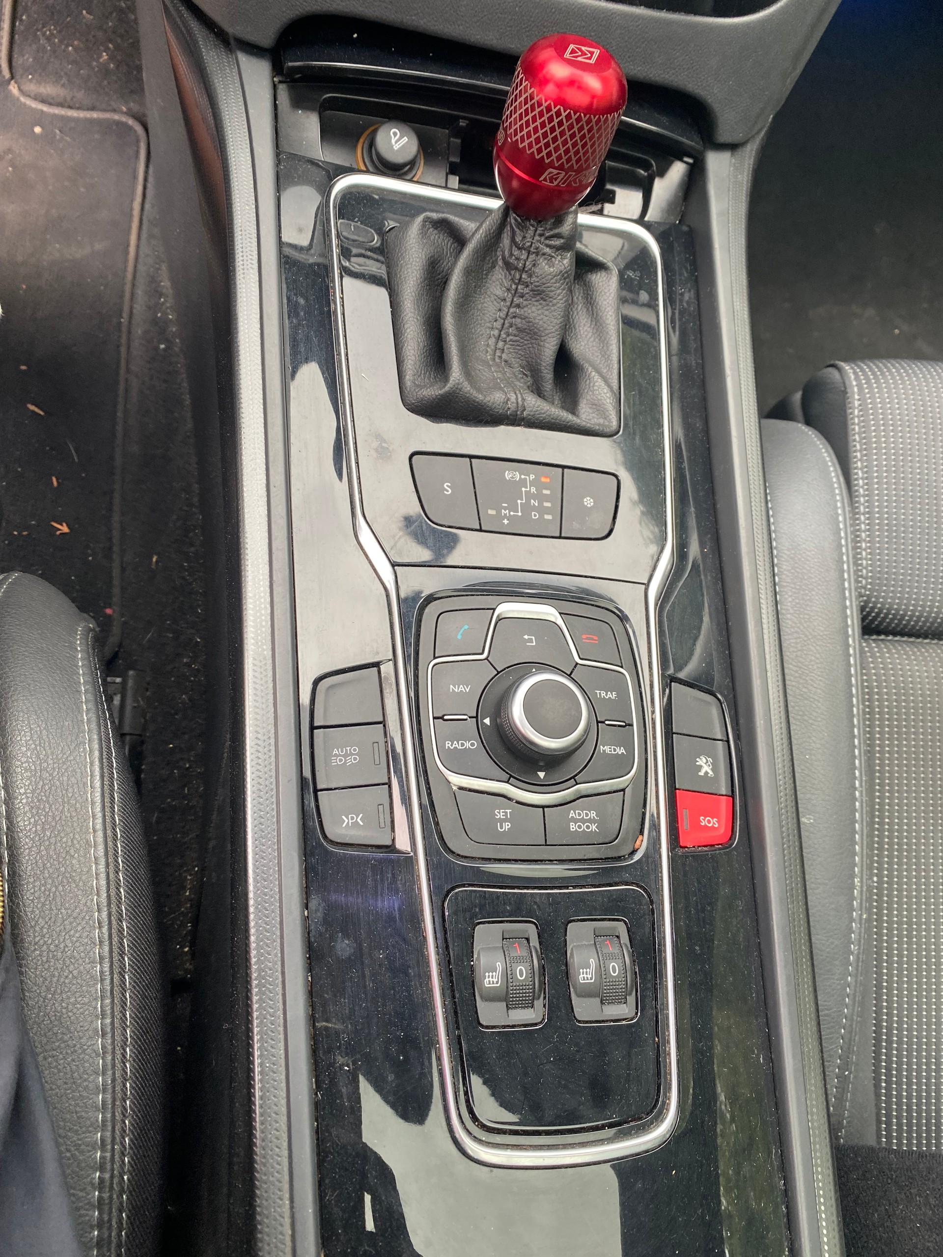 PEUGEOT 508 SW 1.6 16V T Allure Automatic-image-9