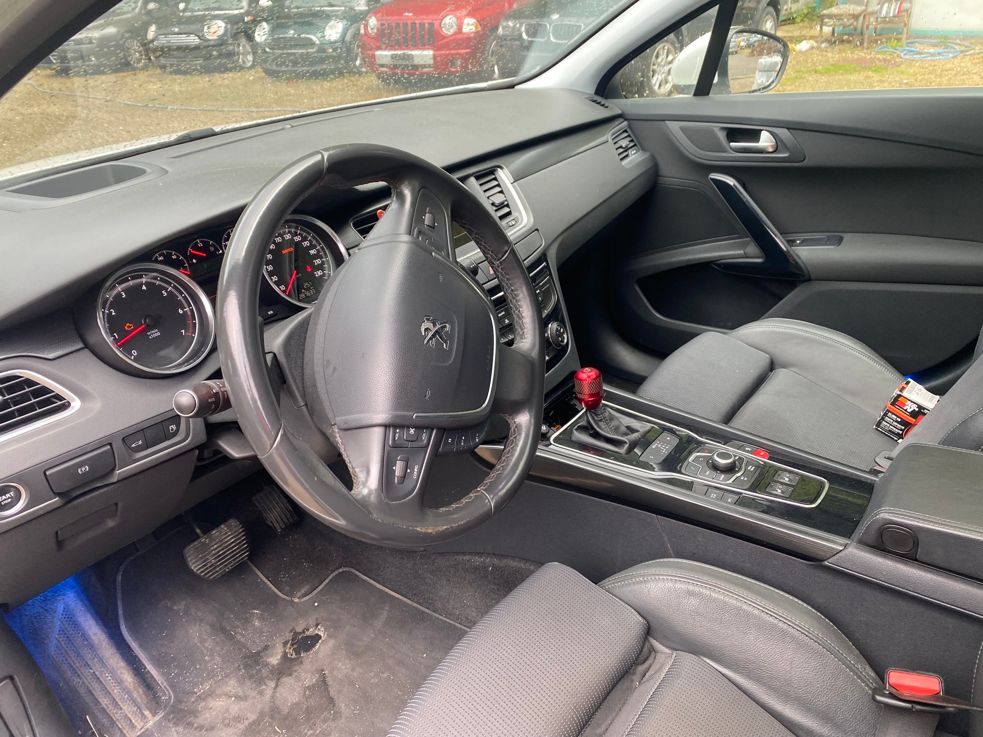 PEUGEOT 508 SW 1.6 16V T Allure Automatic-image-6