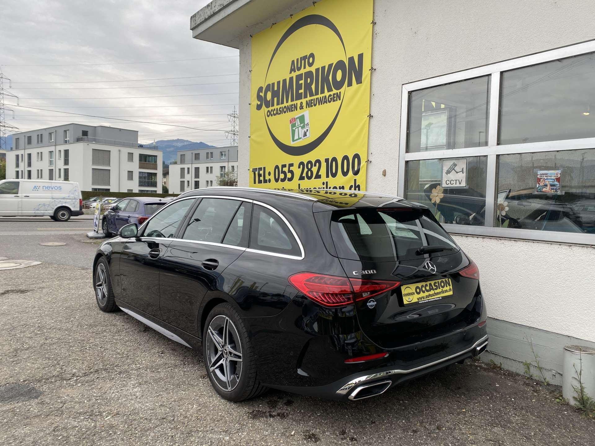 MERCEDES-BENZ C 300 T AMG-Line 259PS Automat-image-2