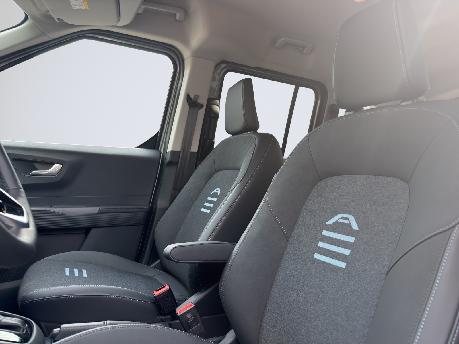 FORD Tourneo Courier 1.0 EcoBoost Active-image-9