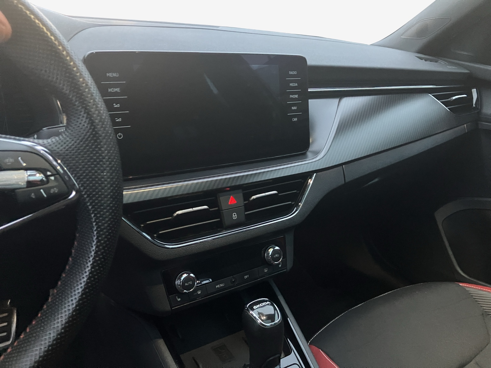 SKODA Kamiq 1.5 TSI ACT Monte Carlo DSG-image-10