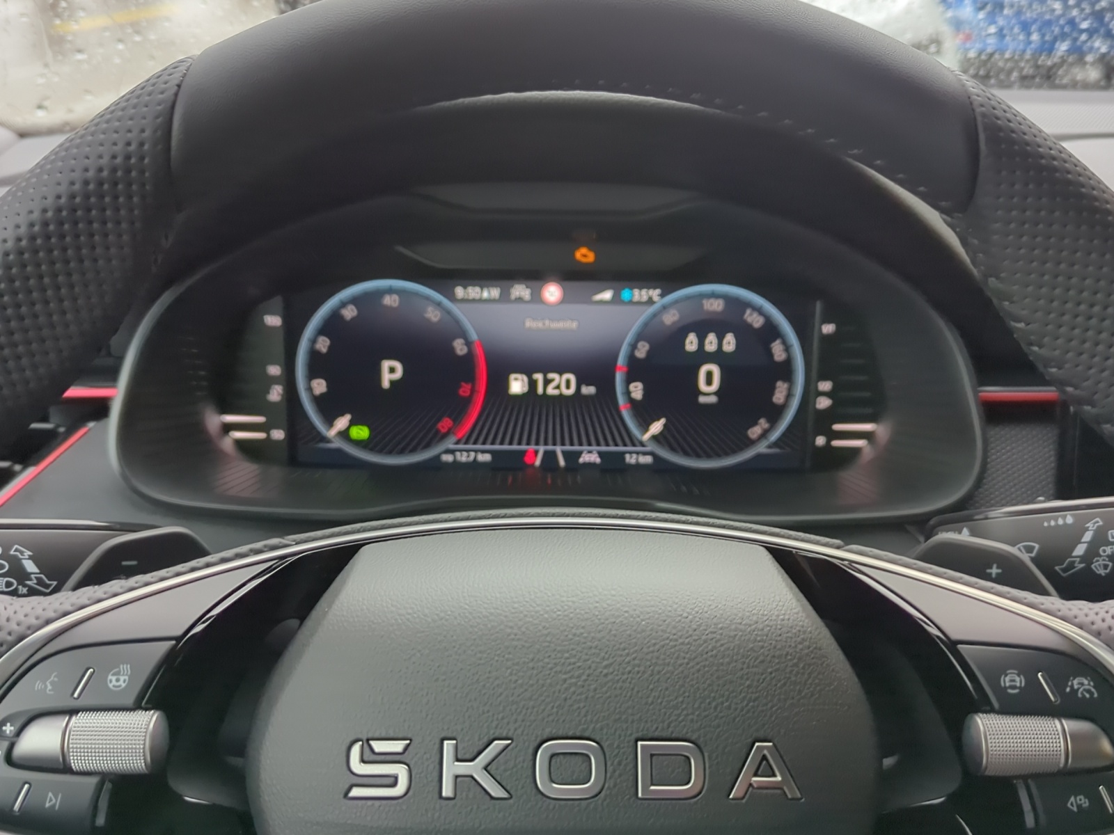 SKODA Kamiq 1.5 TSI Dynamic DSG-image-6
