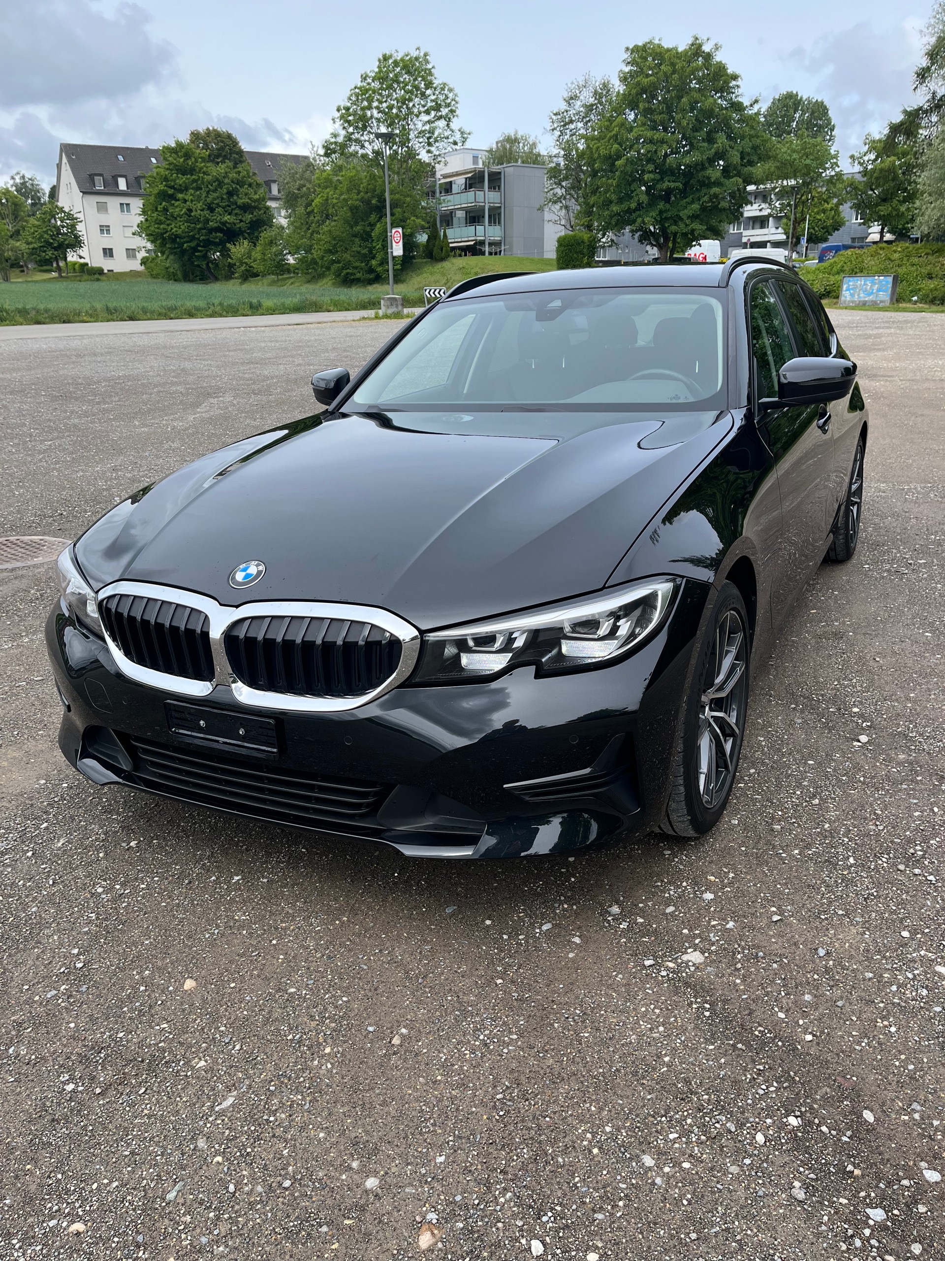 BMW 320d xDrive Touring Steptronic CH FAHRZEUG MIT GRATIS SERVICES / Frisch ab Service
