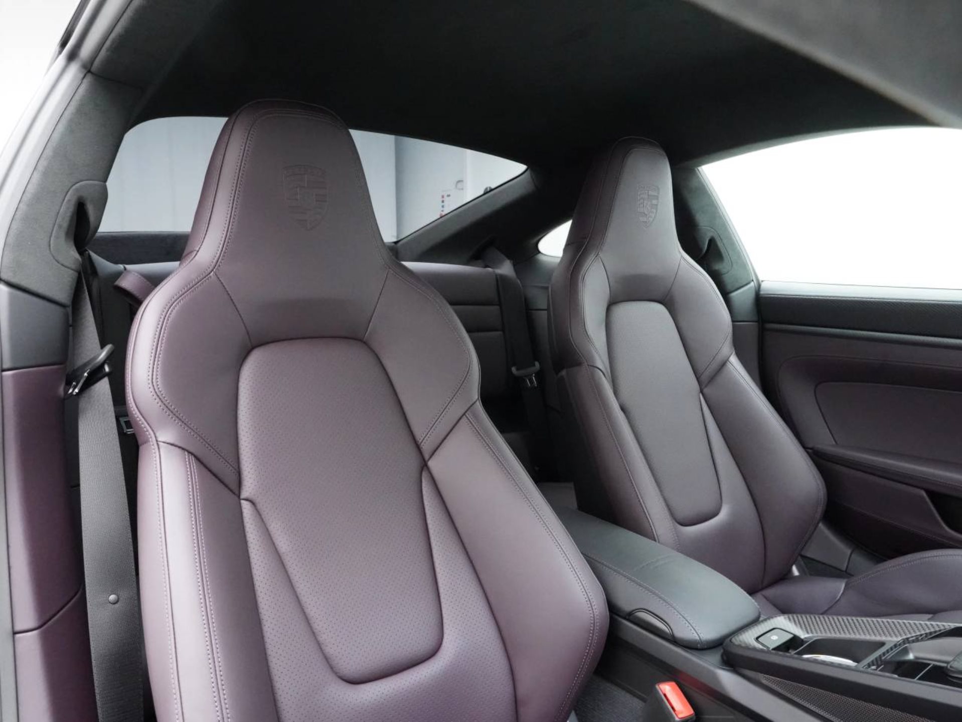 PORSCHE 911 GT3 mit Touring-Paket-image-26