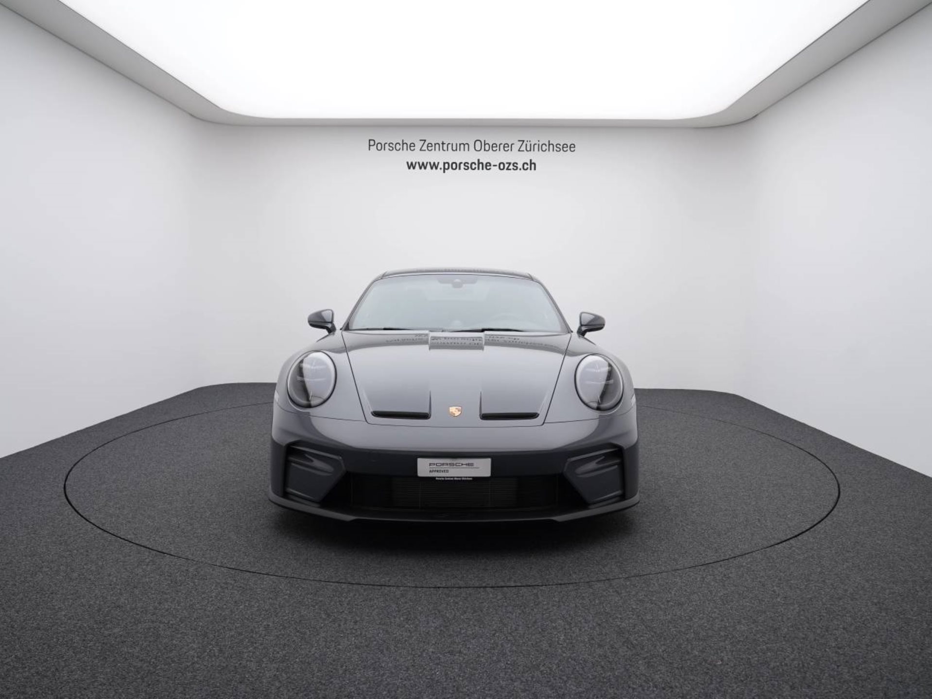 PORSCHE 911 GT3 mit Touring-Paket-image-9