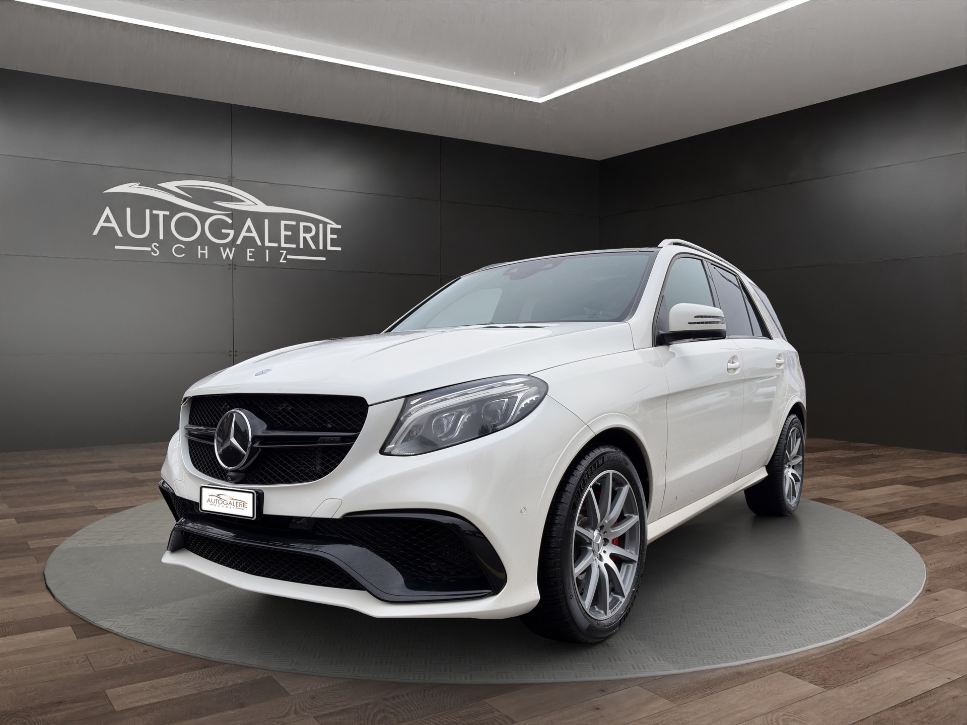 MERCEDES-BENZ GLE 63 S AMG 4Matic Speedshift Plus 7G-Tronic | CH | Panorama | AHK | Performance Abgas |-image-0