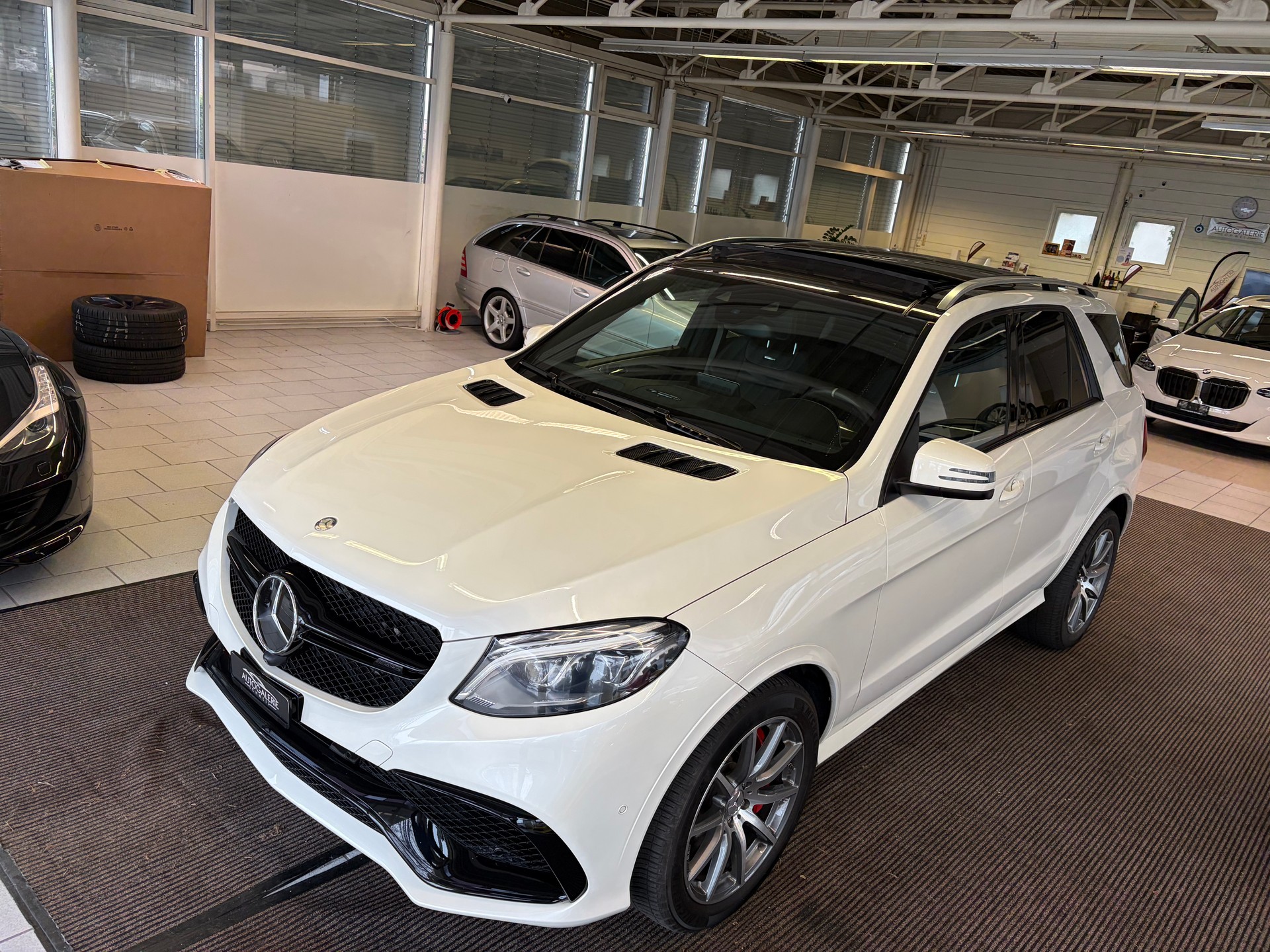 MERCEDES-BENZ GLE 63 S AMG 4Matic Speedshift Plus 7G-Tronic | CH | Panorama | AHK | Performance Abgas |-image-30