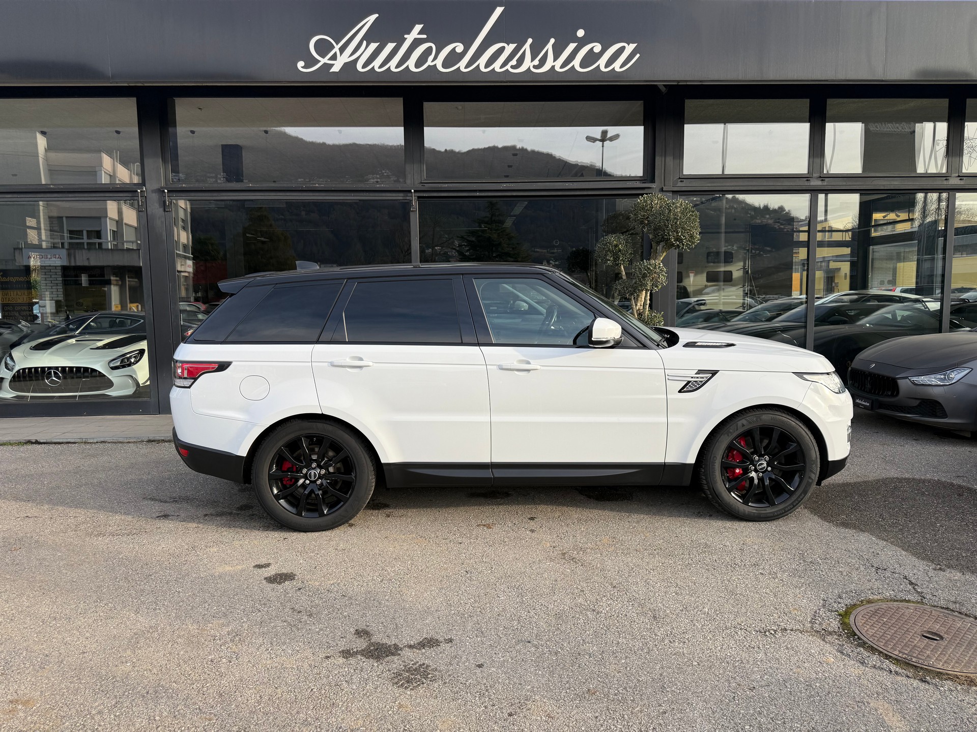 LAND ROVER Range Rover Sport 3.0 TDV6 HSE Dynamic Automatic-image-3
