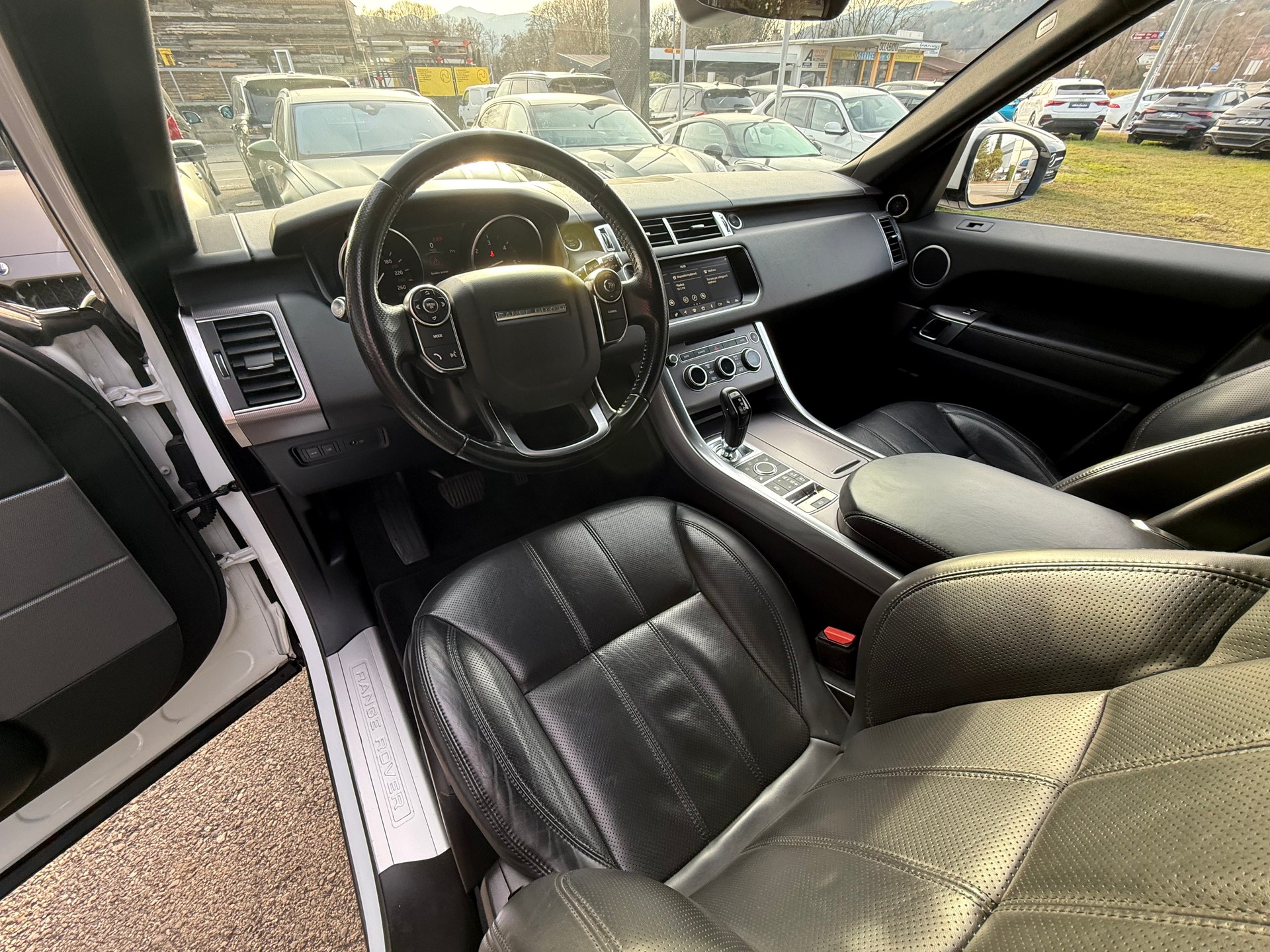 LAND ROVER Range Rover Sport 3.0 TDV6 HSE Dynamic Automatic-image-9