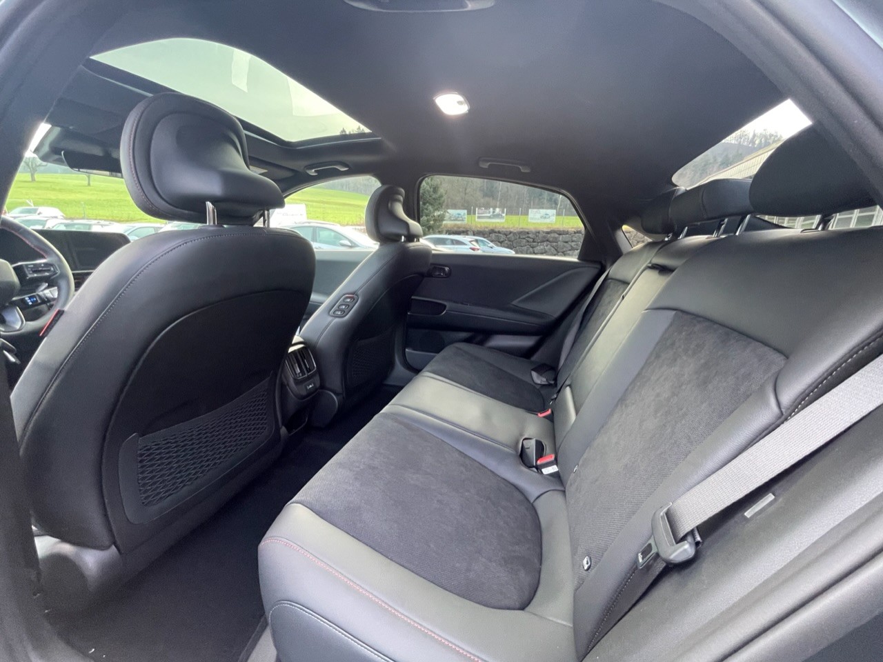 HYUNDAI Ioniq 6 84kWh Nline 4WD-image-11